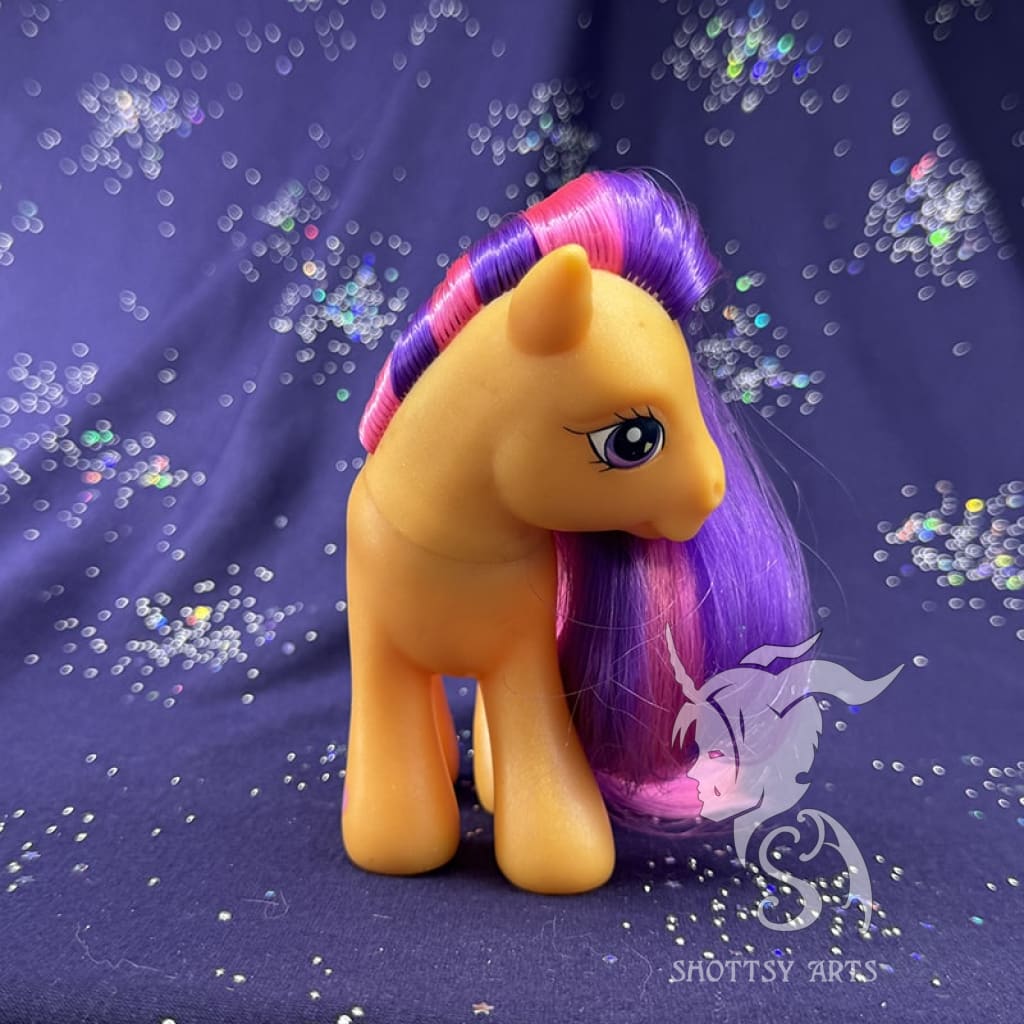Premium Scootaloo (Wysteria Pose) Collectible Figure - Perfect for My Little Pony Fans, Display & Gifts