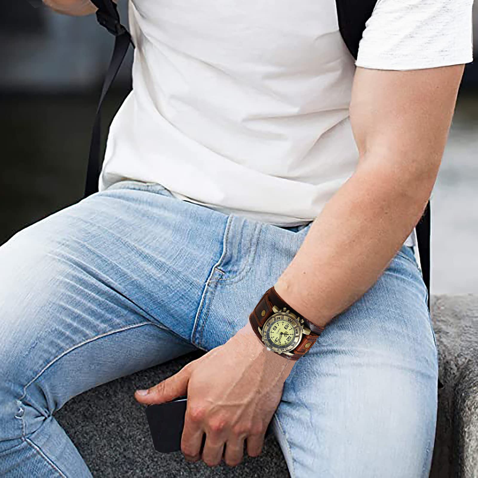 Stylish Men's Punk Retro Leather Watch - Hip-Hop Fashion Timepiece for Men with Durable Leather Band | Perfect for Casual Wear, Street Style & Hip-Hop Events