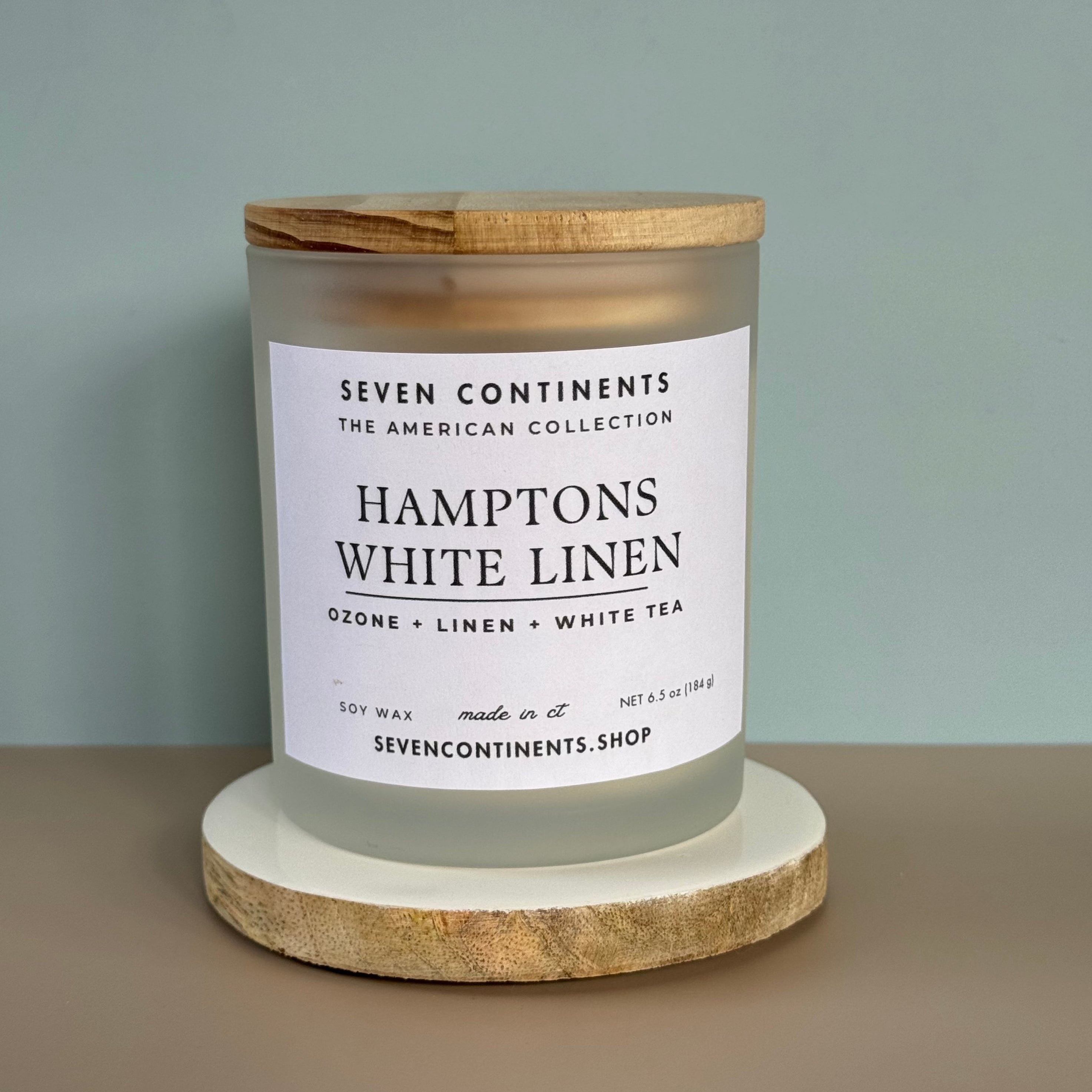 Hamptons White Linen Scented Candle - Long Lasting Soy Wax Candle for Home, Spa & Relaxation - Perfect for Bedroom, Bathroom & Gift Giving