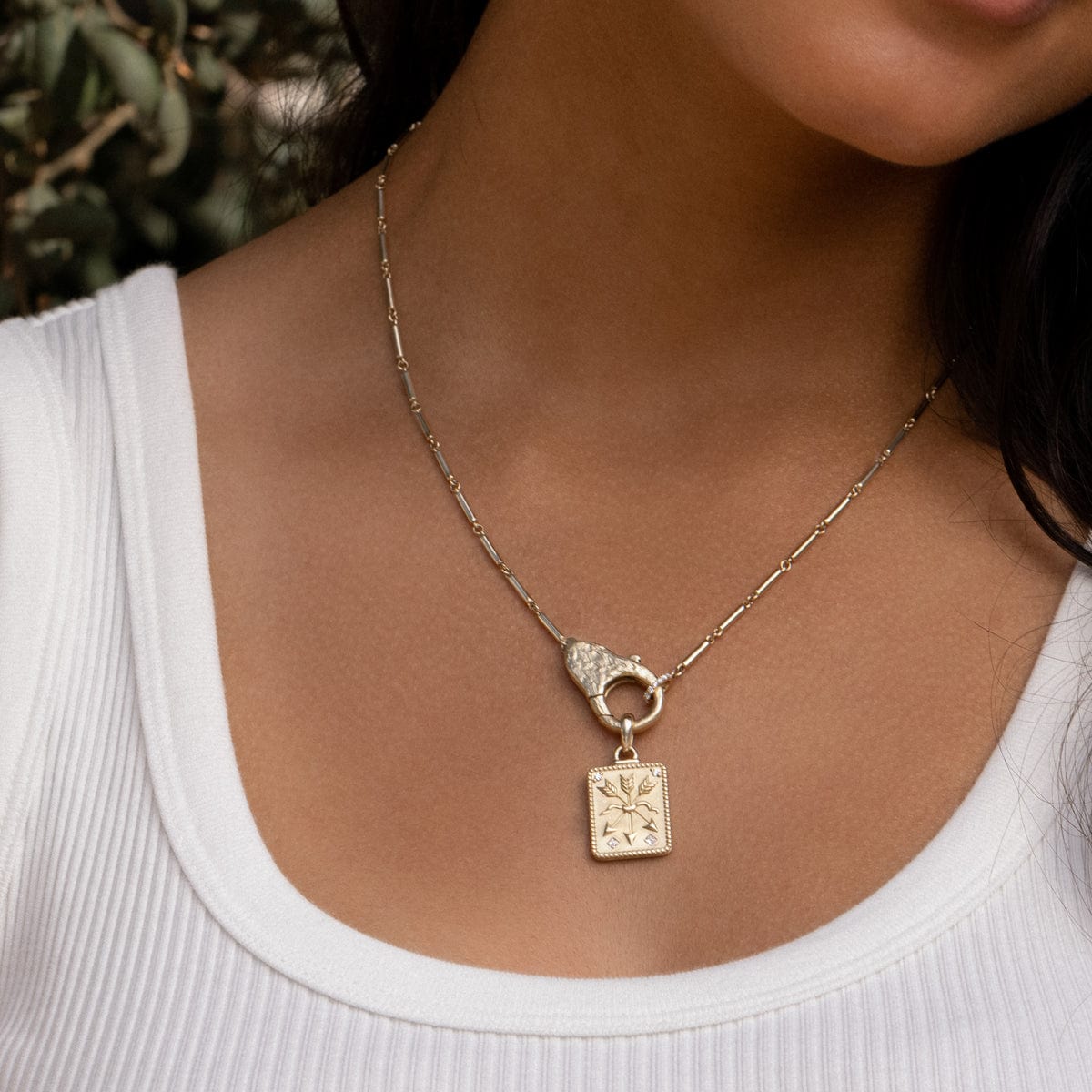 Strength Medallion Necklace for Men & Women - Motivational Jewelry for Daily Wear, Workout & Spiritual Protection