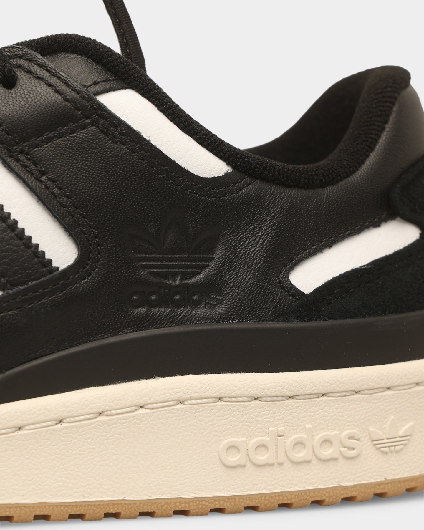 Adidas Forum Low CL Sneakers - Core Black/Ftwr White - Men's Casual Shoes for Everyday Wear & Street Style