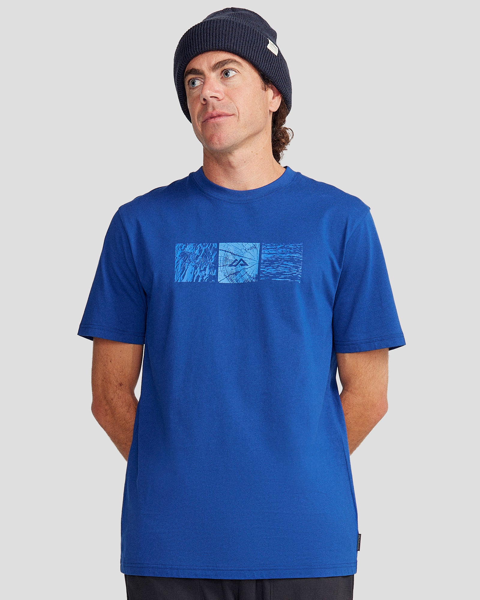 Men's Mountain Print Organic Cotton T-Shirt - Bright Navy - Perfect for Hiking, Camping & Outdoor Adventures