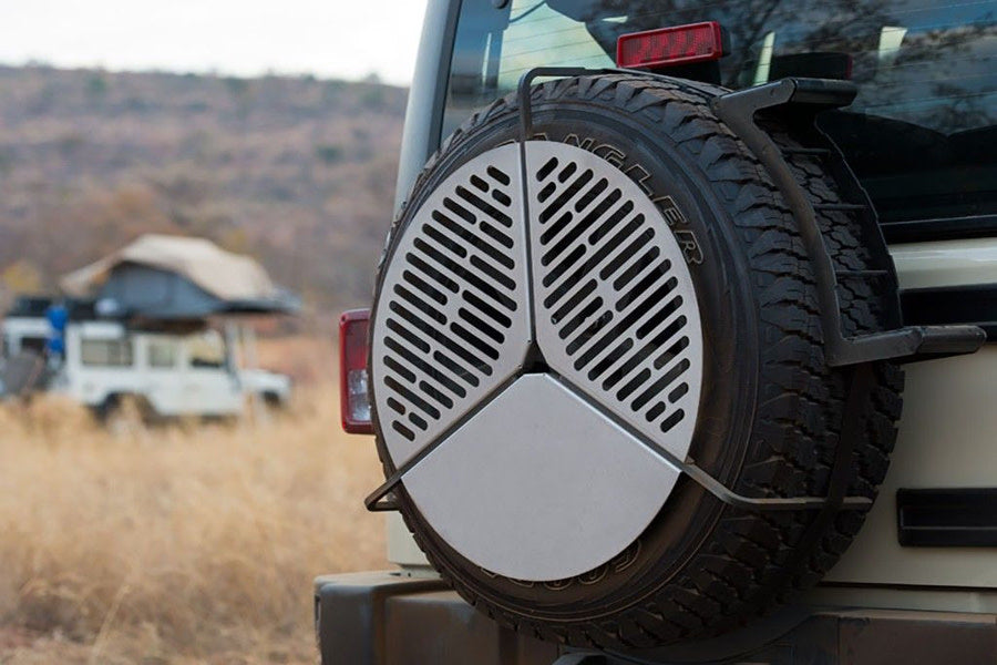 Front Runner Outfitters Spare Tire Mount BRAAI/BBQ Grate - Heavy Duty Stainless Steel Grill for Off-Road Camping & Outdoor Cooking Adventures