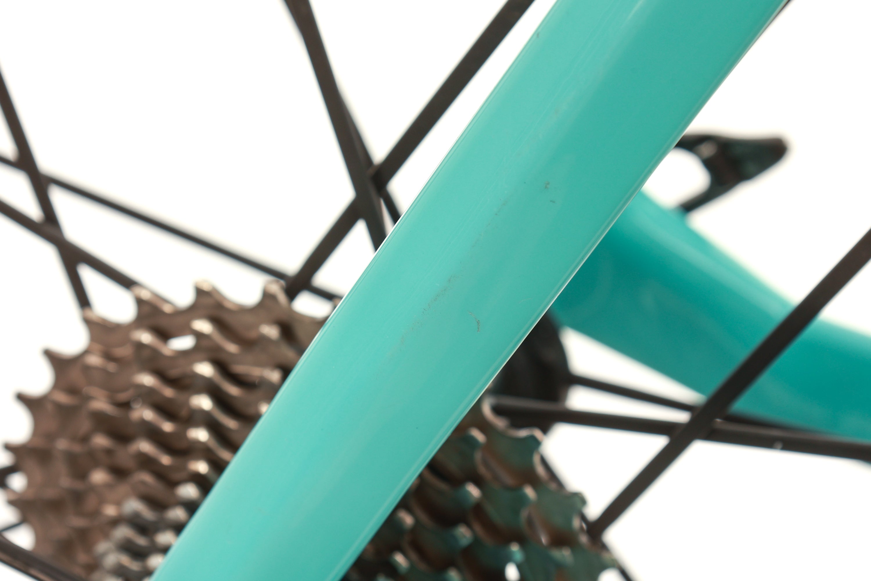 Bianchi Oltre XR4 Carbon Road Bike 2020 - 55cm Size | Lightweight Racing Bicycle for Men & Women | Perfect for Road Racing, Triathlons & Endurance Training