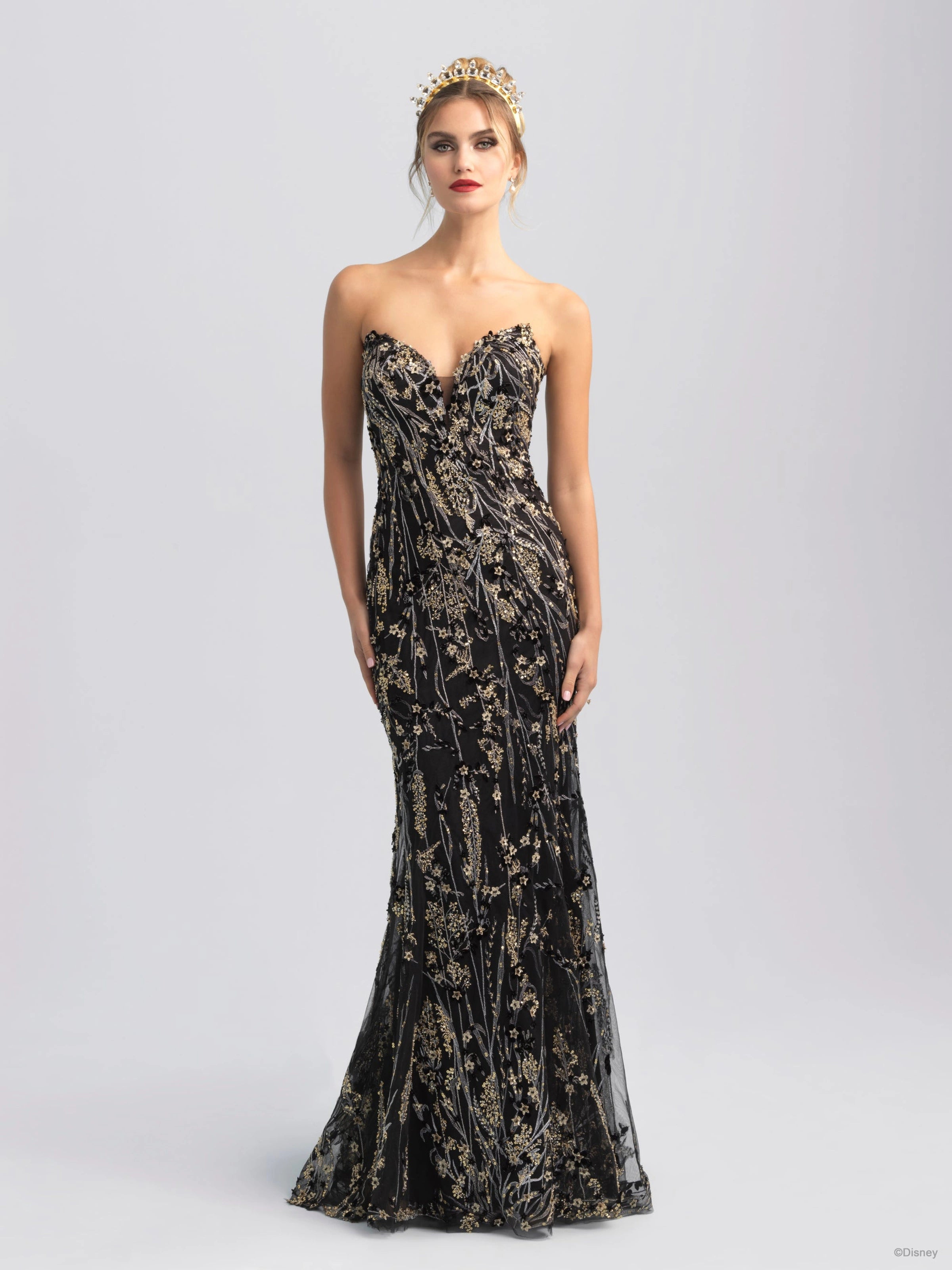 Allure DVL17 Plus Cape - Size 22 Wedding Dress for Bridal Gowns & Formal Occasions
