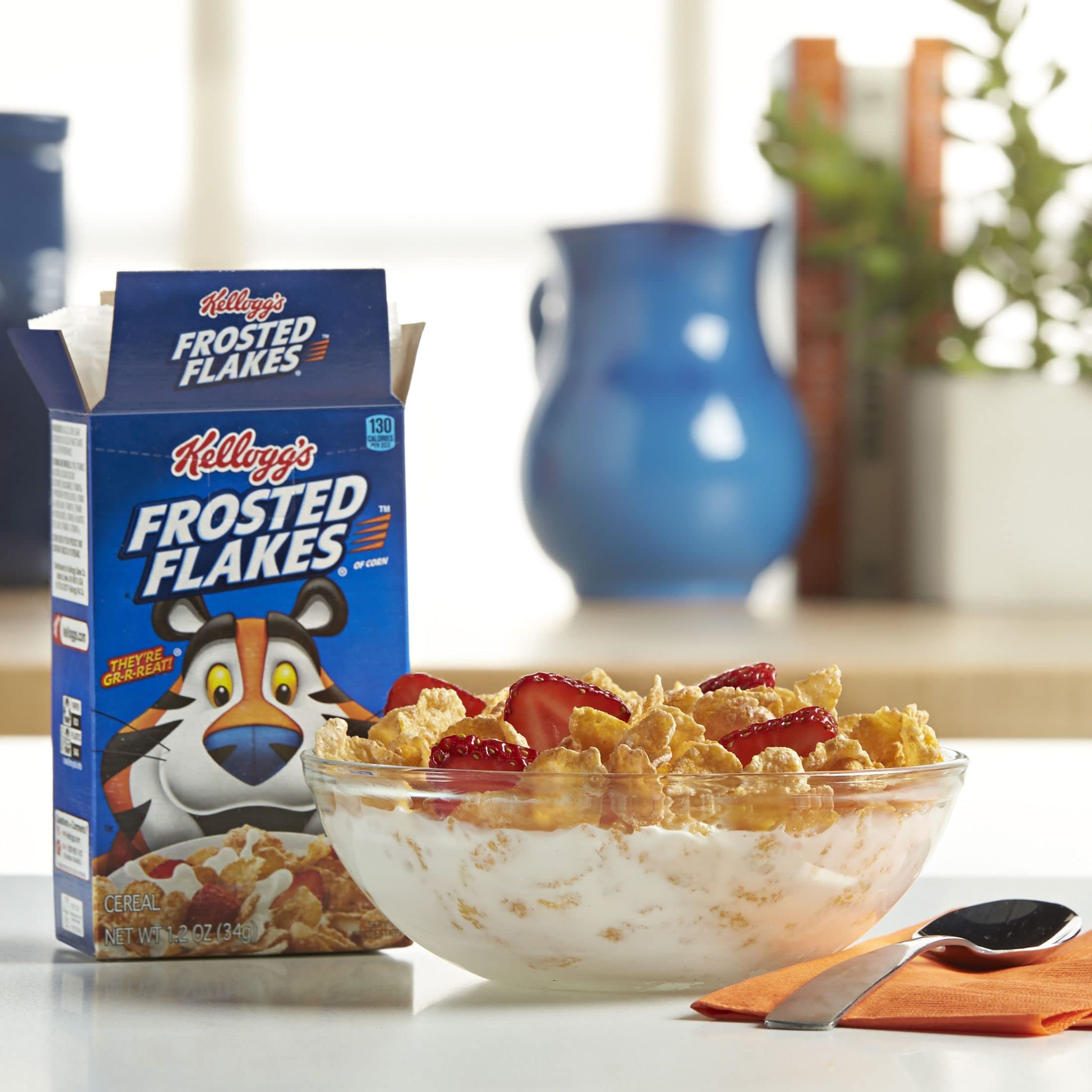 Kellogg's Frosted Flakes Breakfast Cereal - 70 Boxes | Original Flavor with 8 Vitamins & Minerals | Kids Snacks for School Lunch & Healthy Breakfast | Great for Family Pantry Stock & Quick Morning Meals