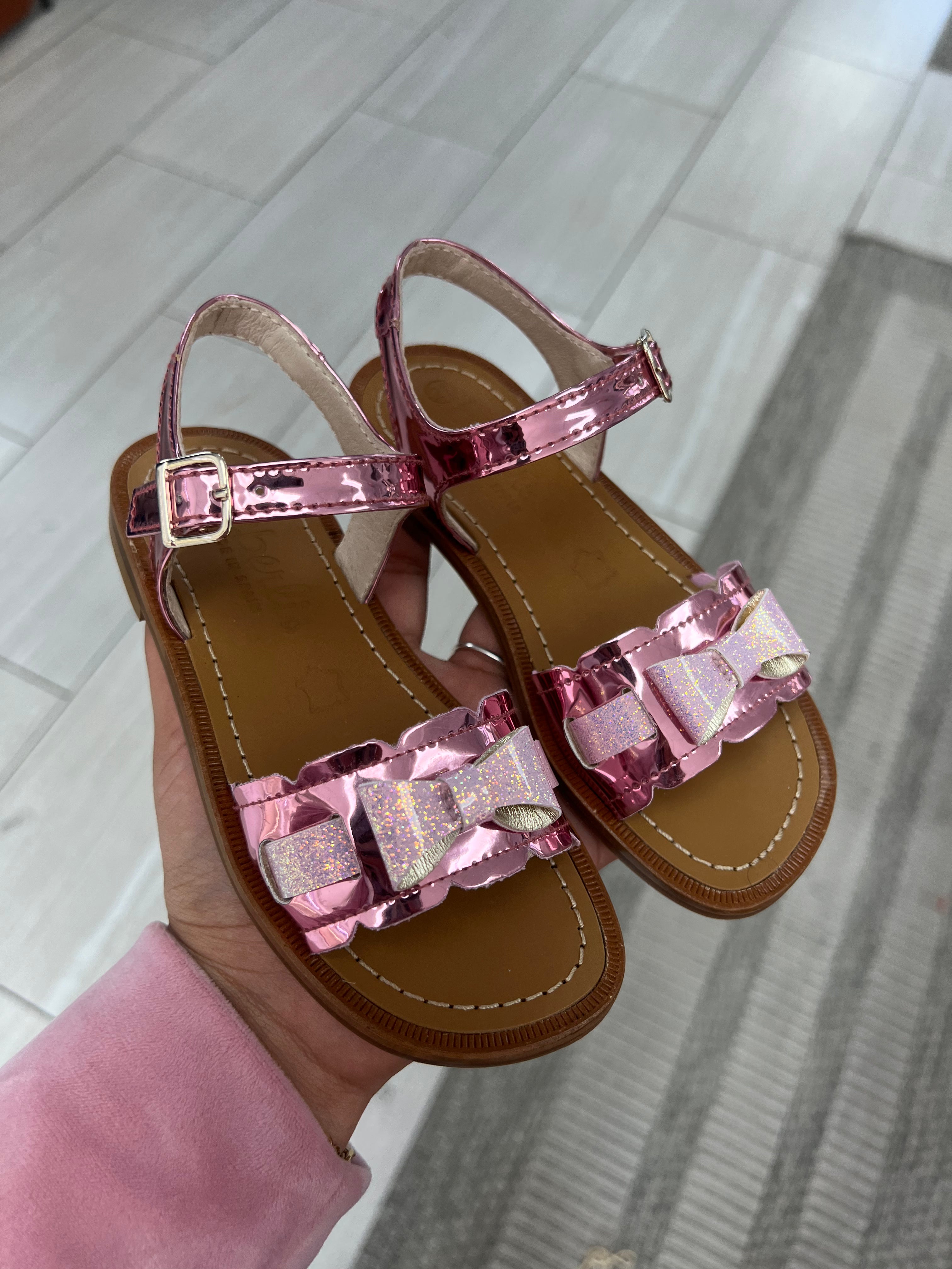 Beberlis Women's Pink Mirror Bow Sandals - Stylish & Comfortable Summer Shoes for Weddings, Parties & Beach Outings