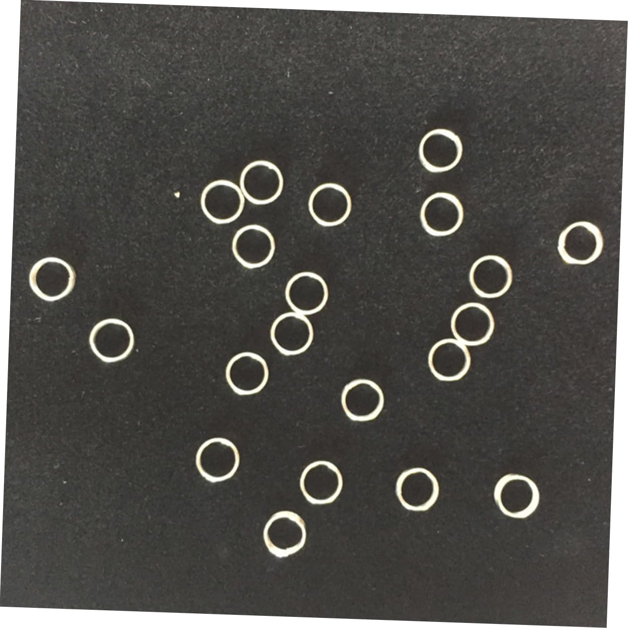 200 Pcs Zinc Alloy Flight Rings - Bulk Jewelry Making Supplies for DIY Accessories, Bracelets & Keychains - Perfect for Crafters, Jewelry Designers and Gift Making
