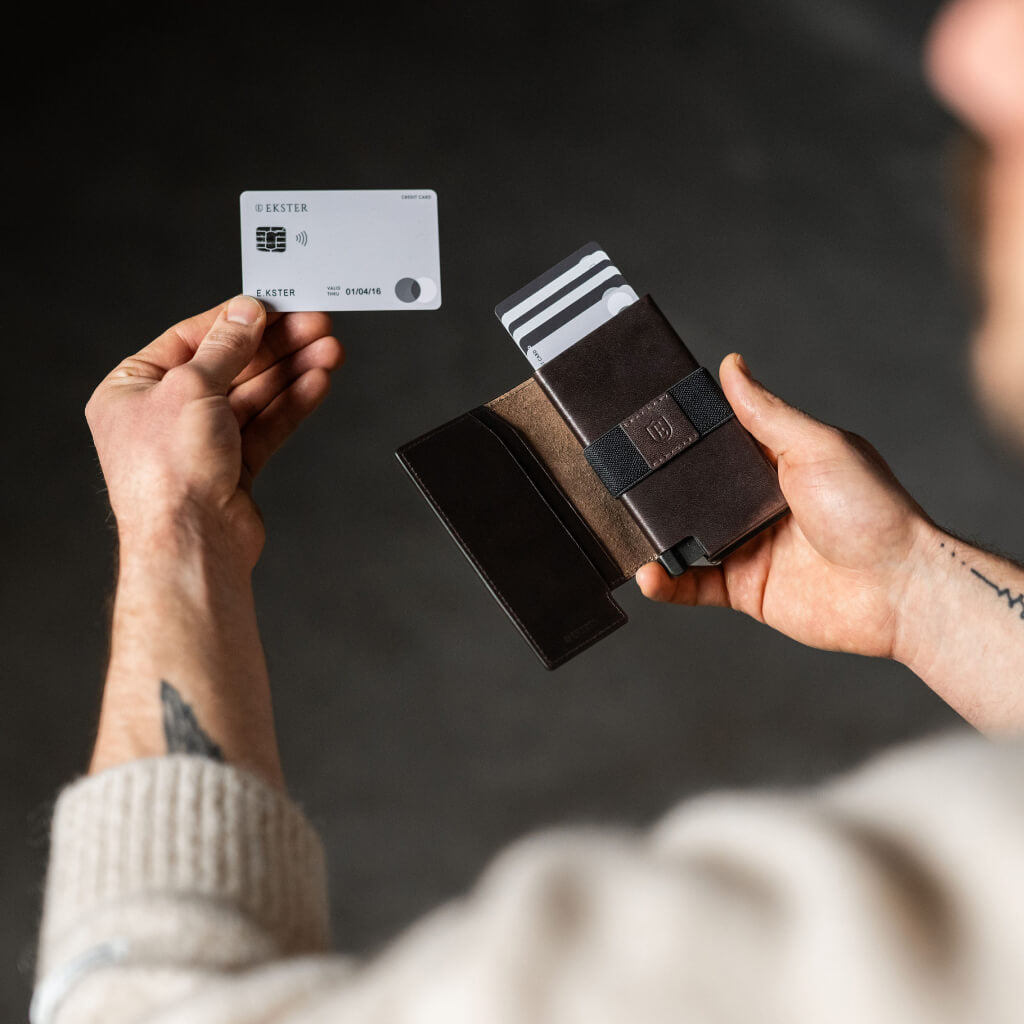 Ekster Pro RFID Blocking Wallet - Slim Minimalist Front Pocket Wallet for Men with Money Clip & Card Holder - Perfect for Travel, Business & Everyday Use