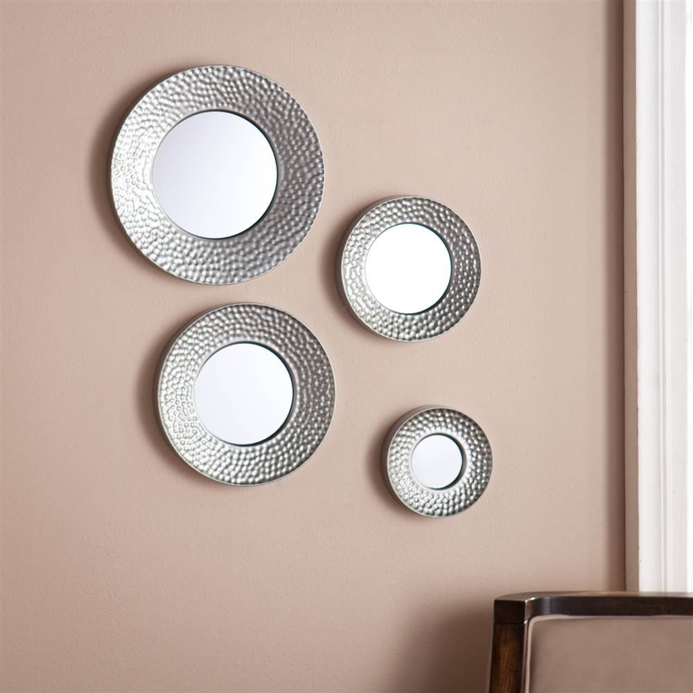 Southern Enterprises SEI Furniture 4-Piece Sphere Wall Mirror Set in Hammered Silver - Modern Home Decor for Living Room, Bedroom & Entryway