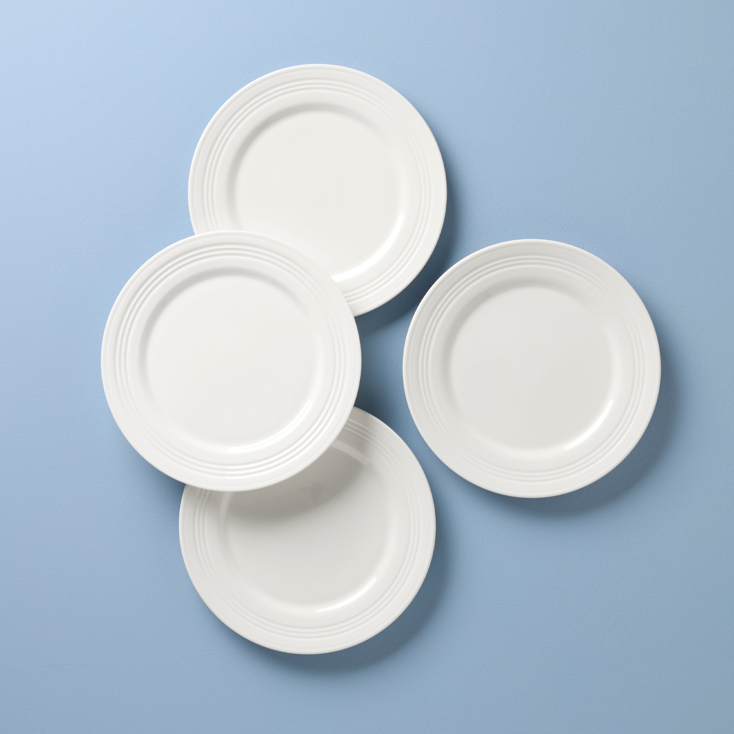 Vintage Tin Can Alley Accent Plates Set of 4 - Rustic Dinnerware for Farmhouse Decor, Perfect for Country Themed Parties & Western Style Dining