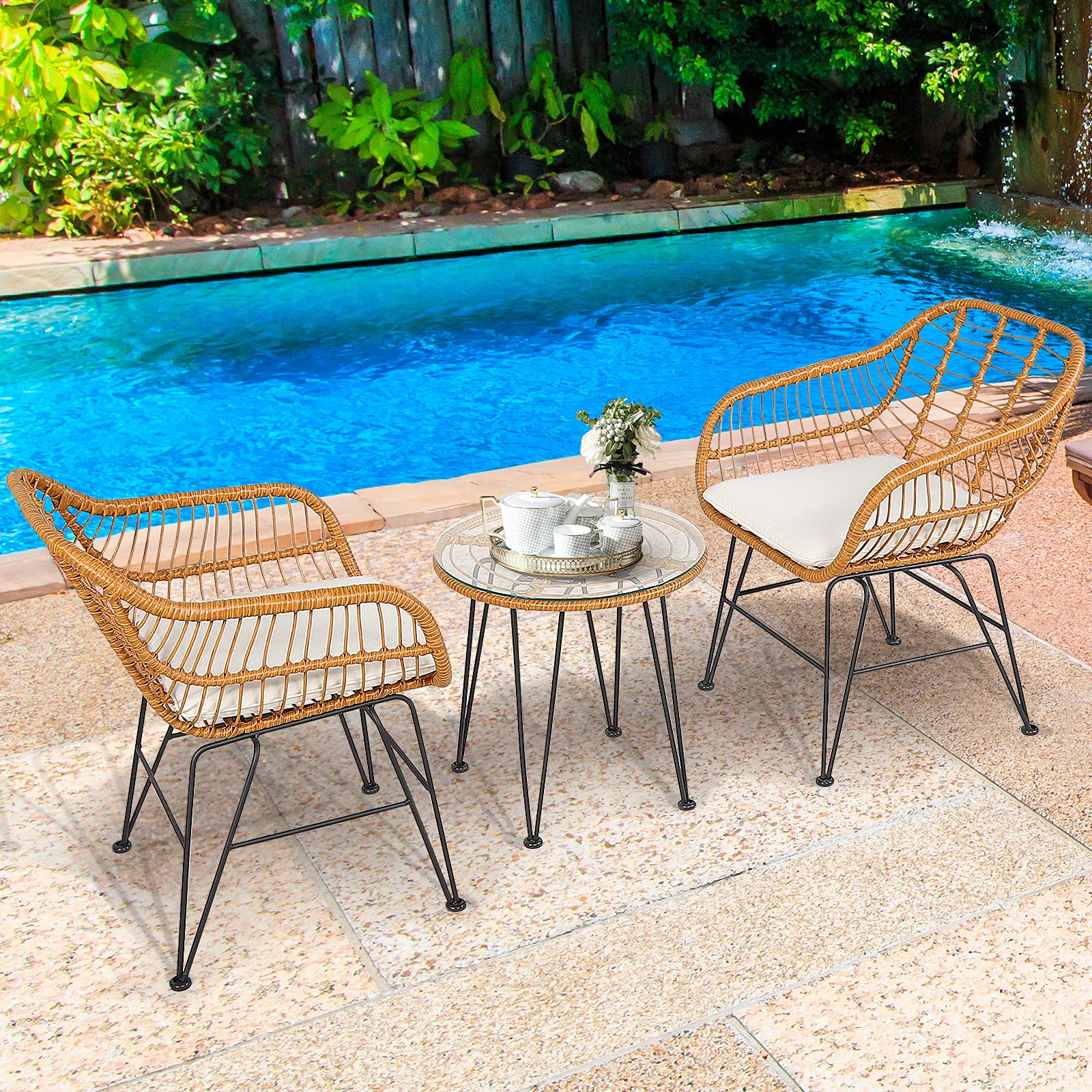 **HAPPYGRILL 3-Piece Rattan Bistro Set with Steel Frame, Round Coffee Table & Soft Cushions – Outdoor Patio Furniture for Garden, Balcony, or Poolside Relaxation**