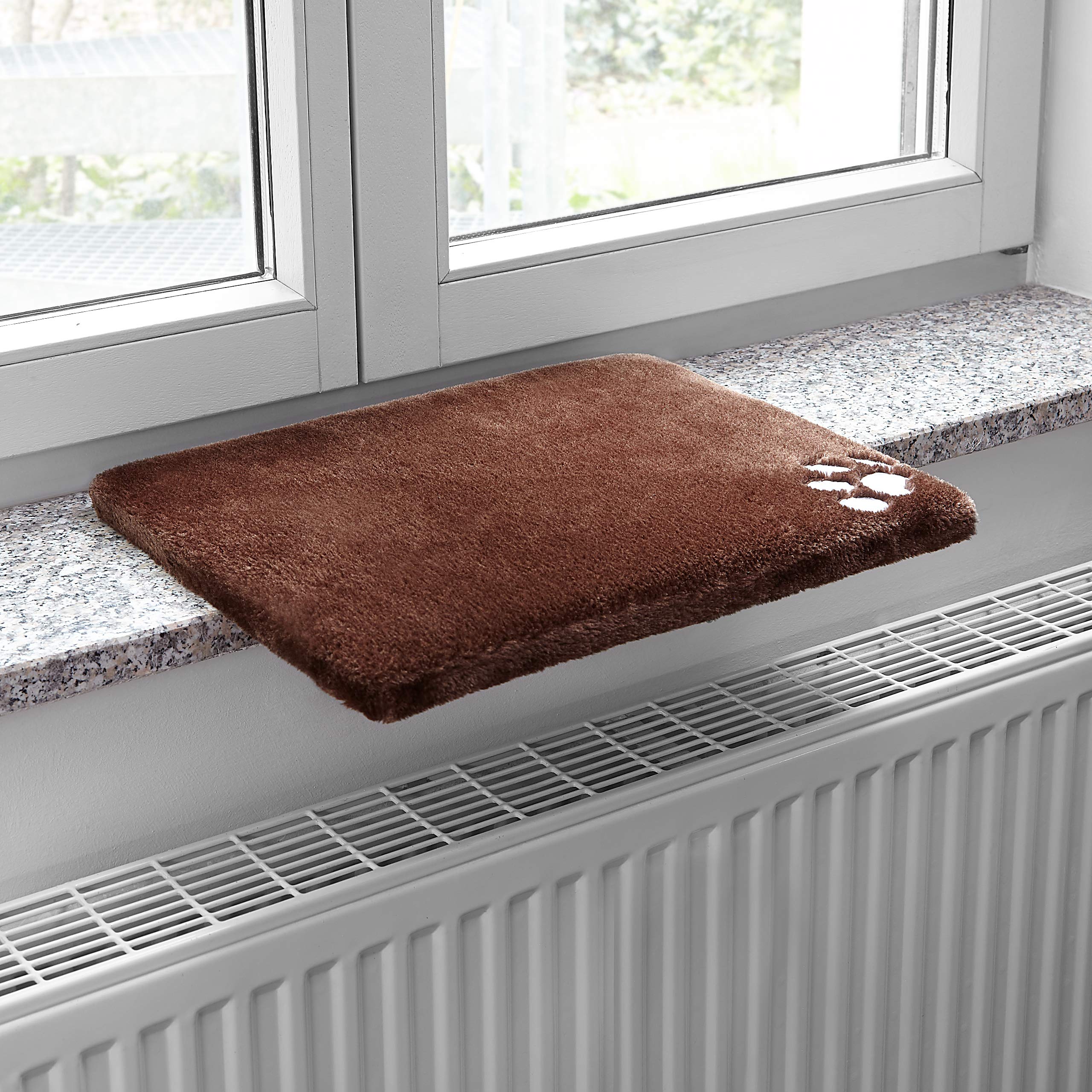 Pretty Kitty Cozy Window Cat Bed - 12.5x16in Washable Pet Bed for Cats & Kittens - Perfect for Window Sill, Sunbathing & Relaxation - Soft Cat Accessory for Indoor Cats