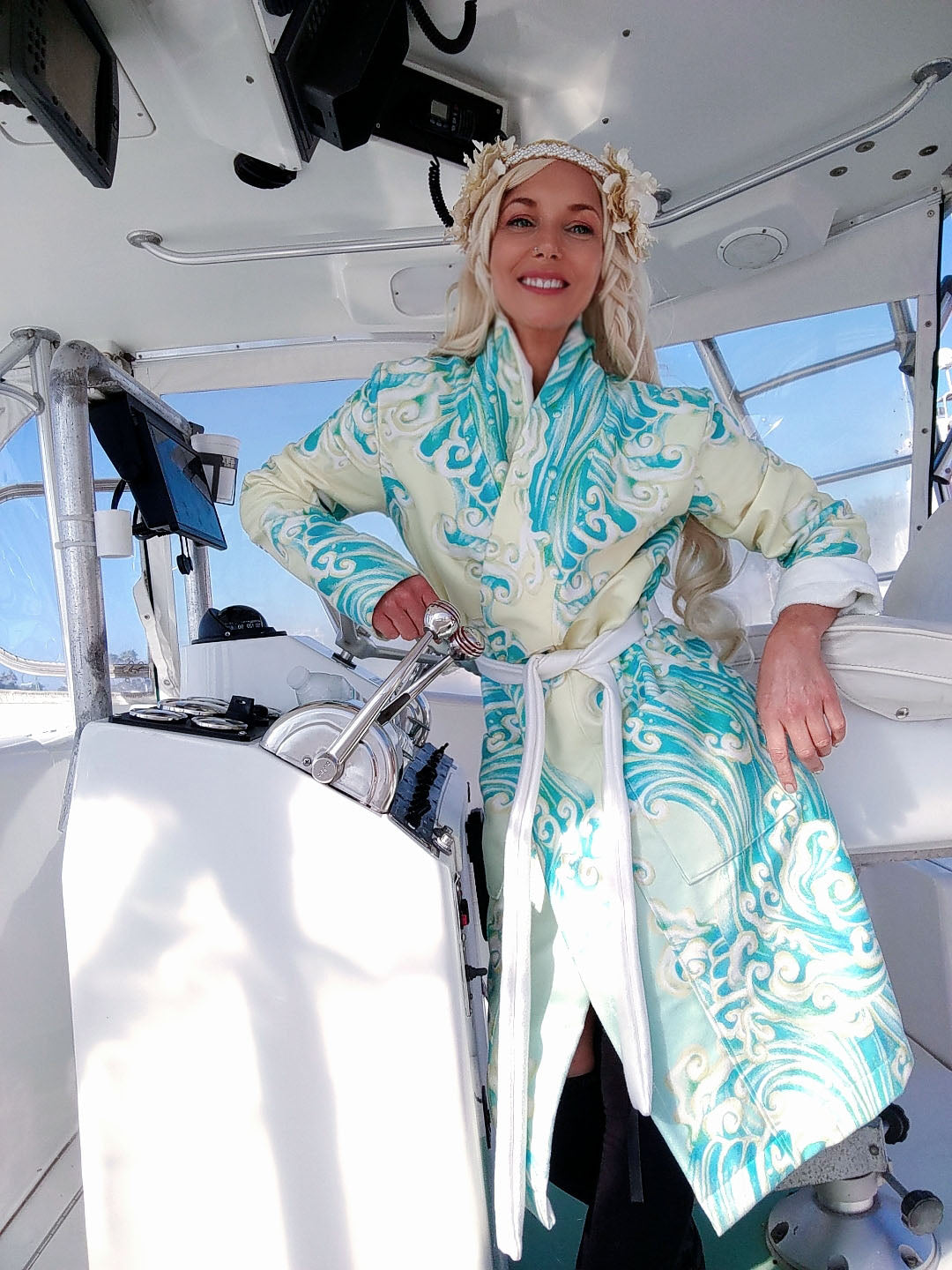 Hannah Mermaid Golden Wave Luxury Terry Robe for Women - Soft Bathrobe with Pockets - Perfect for Spa, Beach Cover-Up, and Relaxing at Home