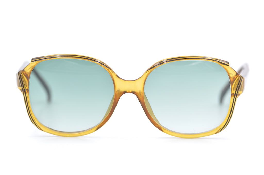 Christian Dior 2130 10 Sunglasses - Luxury Designer Shades for Women - UV Protection & Fashion Statement - Perfect for Beach, Driving & Outdoor Activities