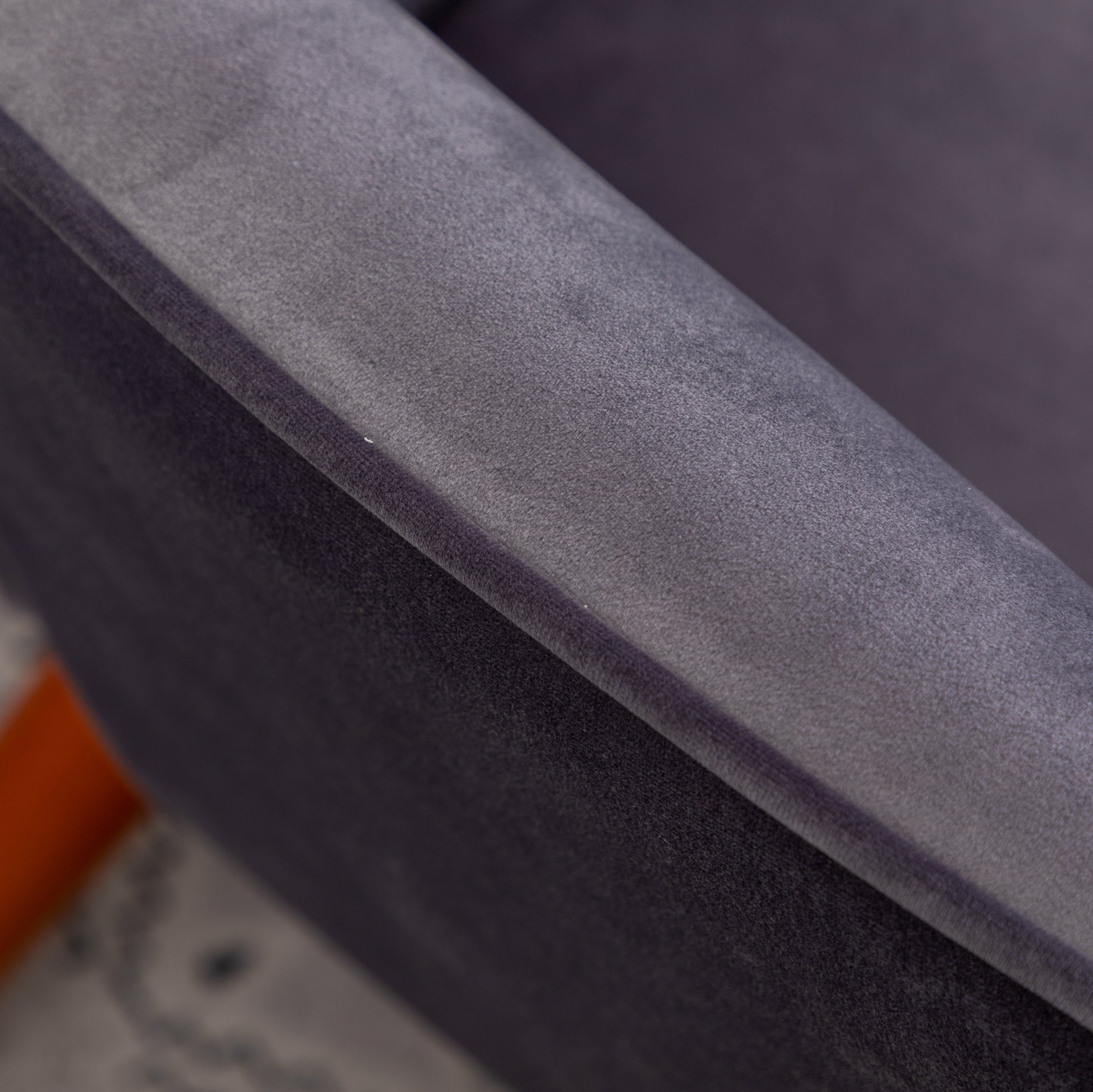 Roundhill Furniture Leiria Contemporary Silky Velvet Tufted Accent Chair with Ottoman in Gray - Modern Living Room Seating for Home Office & Lounge Decor