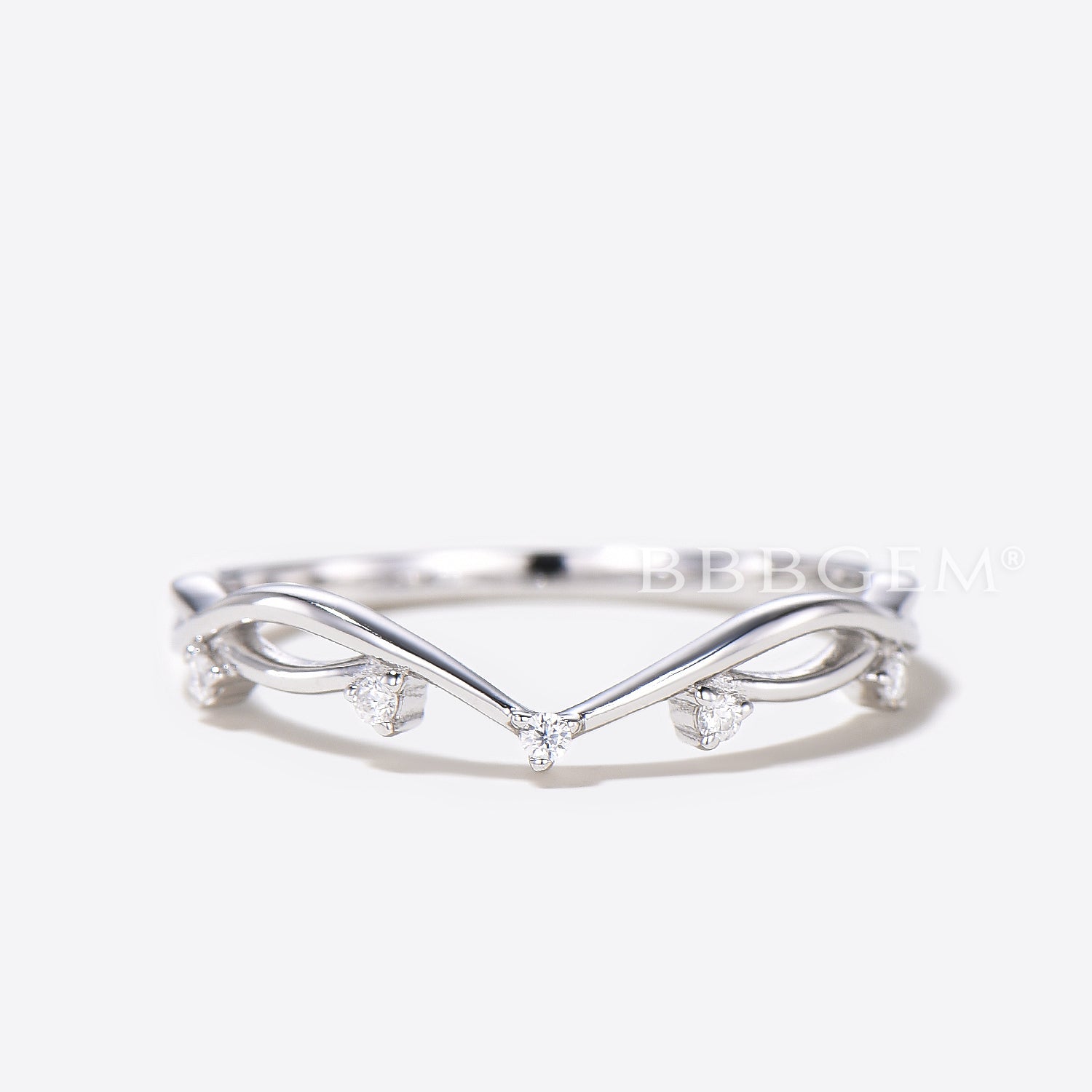 Elegant V-Curved Diamond Wedding Ring Set - Twisted Vine Matching Nesting Band for Women | Perfect for Engagement, Anniversary & Bridal Jewelry Gifts | Ideal for Weddings, Proposals & Romantic Occasions