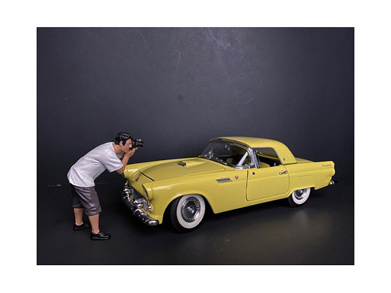 1/18 Scale Weekend Car Show Figurine IV - Detailed Collector's Model by American Diorama - Perfect for Diecast Displays, Diorama Scenes & Model Car Exhibitions