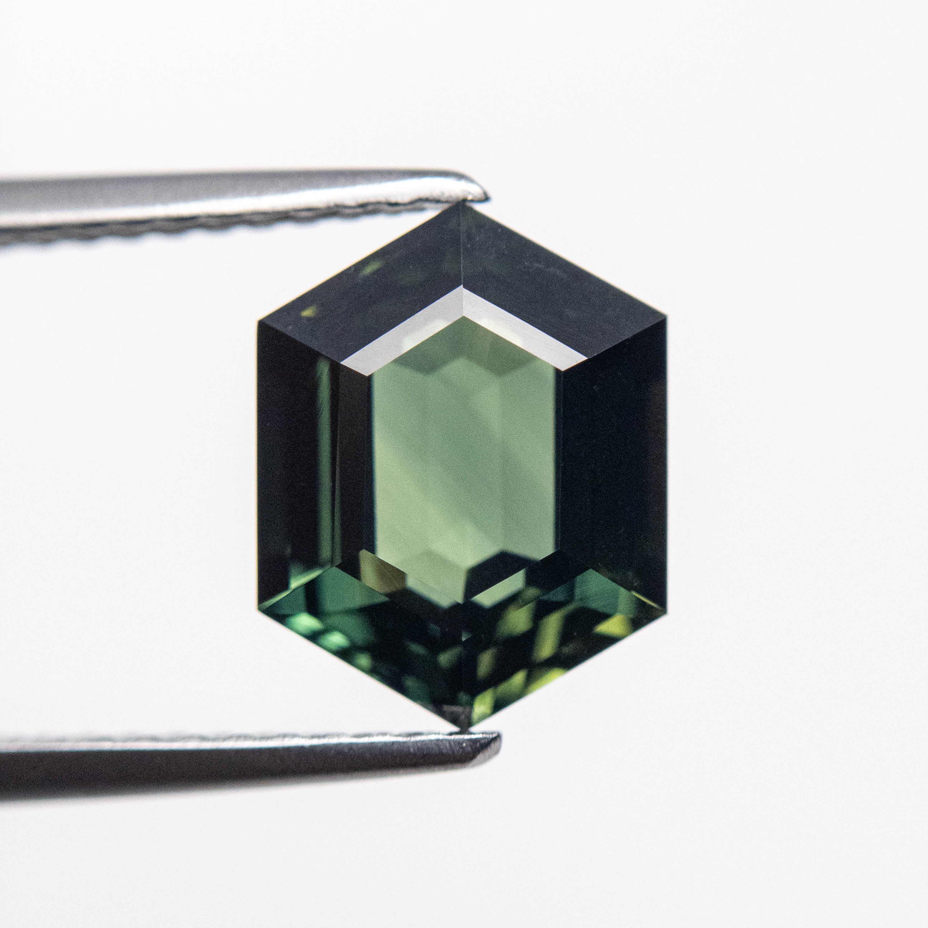 2.54ct Natural Hexagon Step Cut Blue Sapphire Gemstone - 9.25x7.22x4.34mm for Engagement Rings & Fine Jewelry Making (Item#22312)