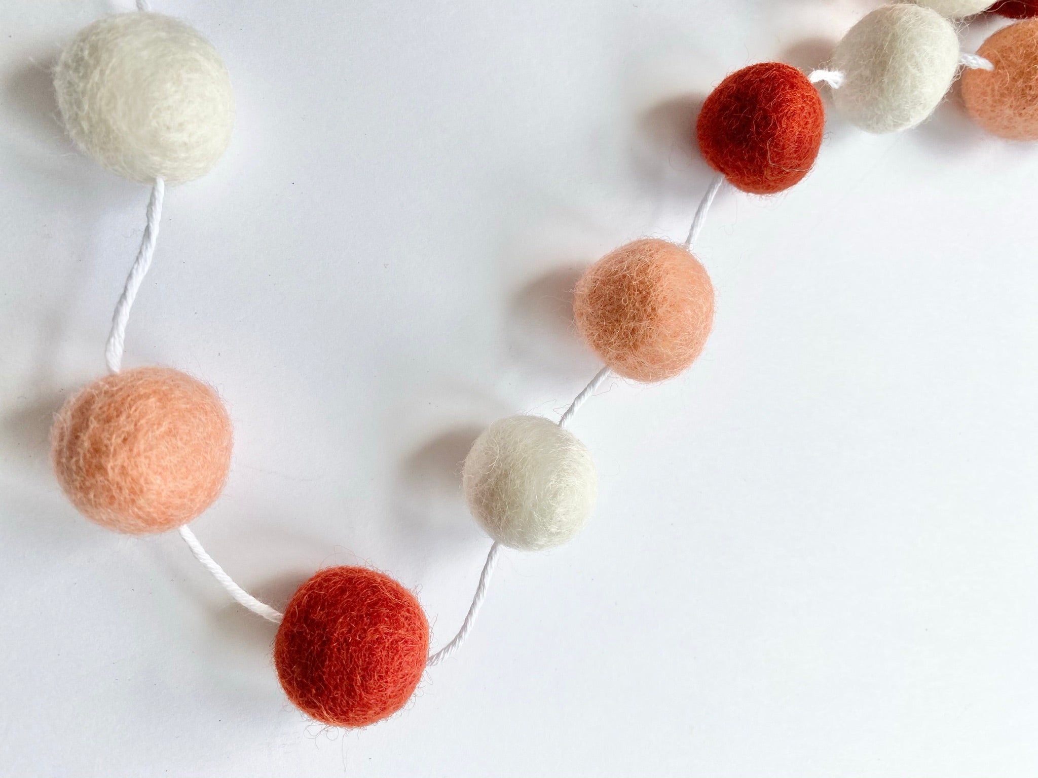 Rust Red Peach Gradient Felt Ball Garland - Handmade Decorative String for Nursery, Wedding, Party & Home Decor