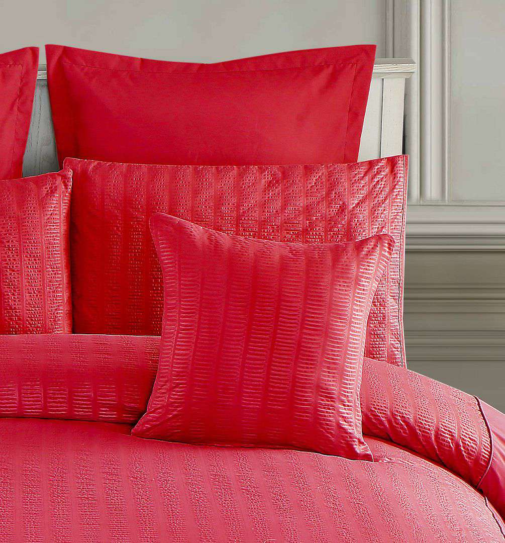 1000TC Premium Ultra Soft Seersucker Cushion Covers 2-Pack - Red | Luxury Sofa & Bed Pillow Protectors for Living Room & Bedroom Decor