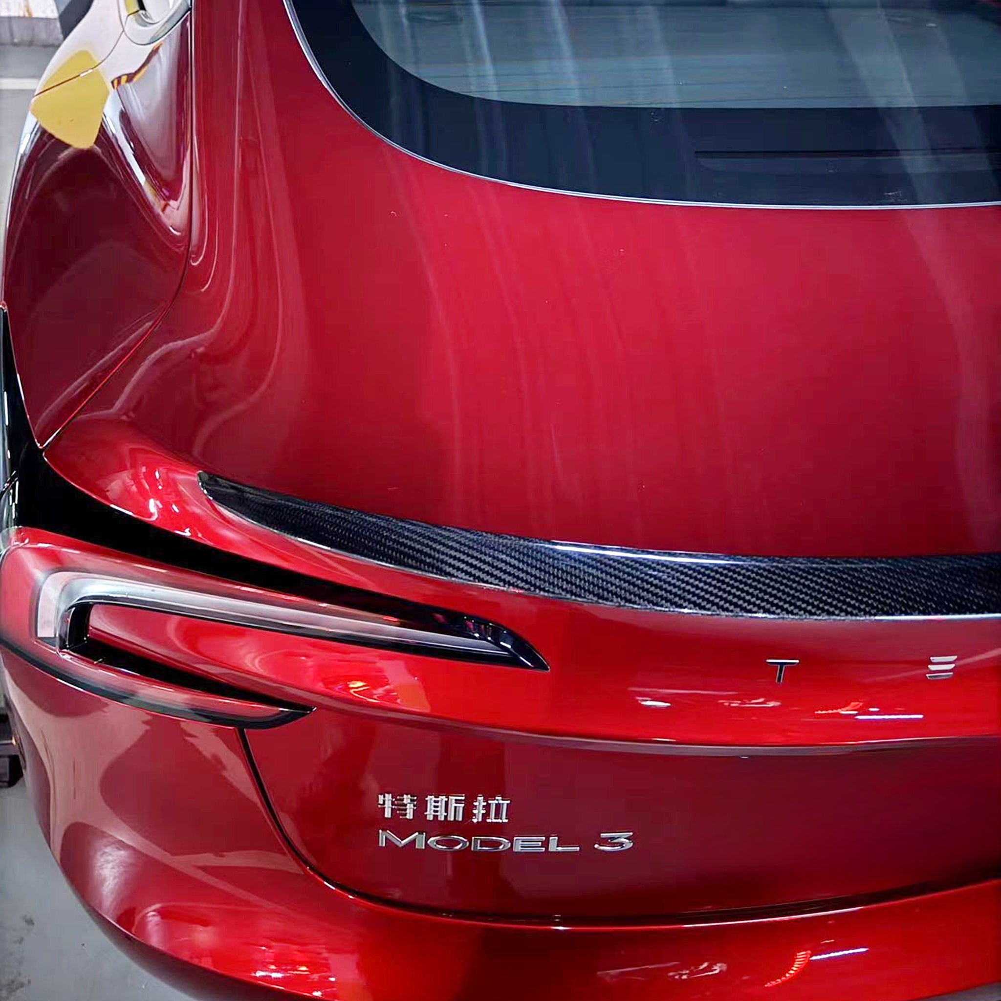2024+ Tesla Model 3 Highland Real Carbon Fiber Spoiler - Performance Style | Lightweight & Durable | Perfect for Car Enthusiasts & Street Racing | Overstock EU Market Only