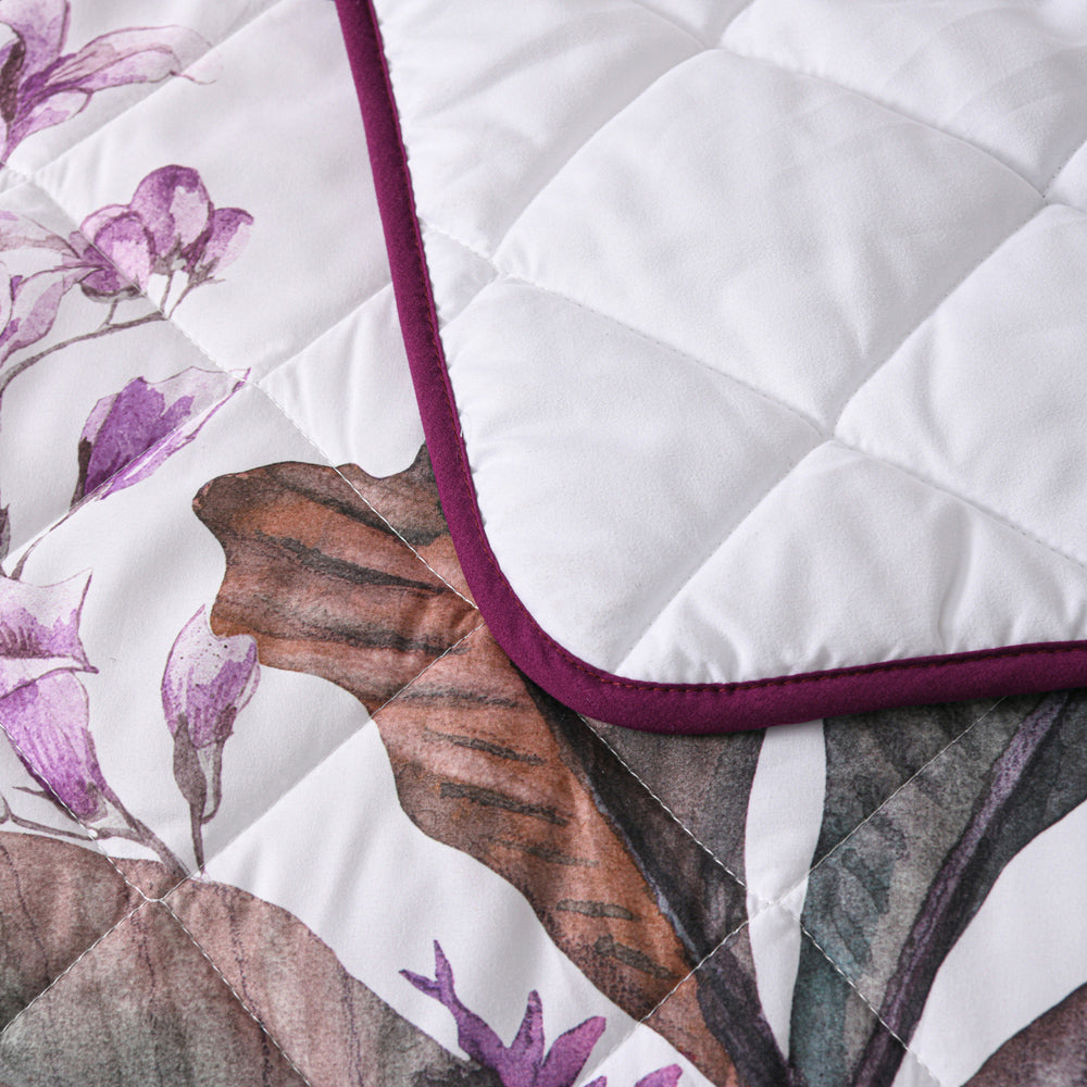 Abigail Berry Bedspread Set - Queen Size Soft Microfiber Comforter with Pillow Shams, Breathable & Hypoallergenic - Perfect for Master Bedroom, Guest Room & Cozy Home Decor