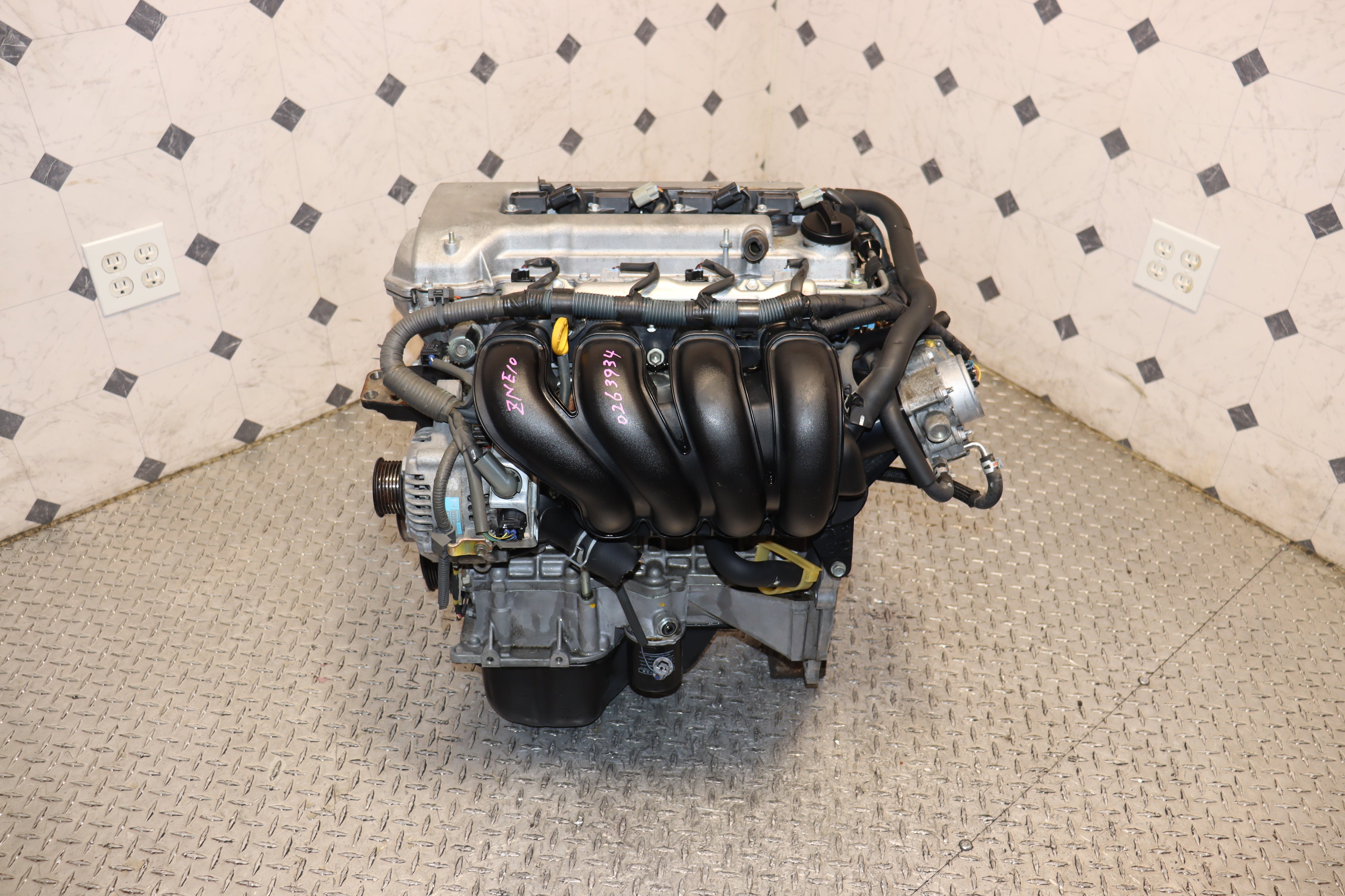 JDM 1ZZ 1.8L 4-Cylinder Engine for 2000-2008 Toyota Corolla, Celica, Matrix XRS & Pontiac Vibe - High Performance Replacement Engine for Daily Driving & Racing Applications
