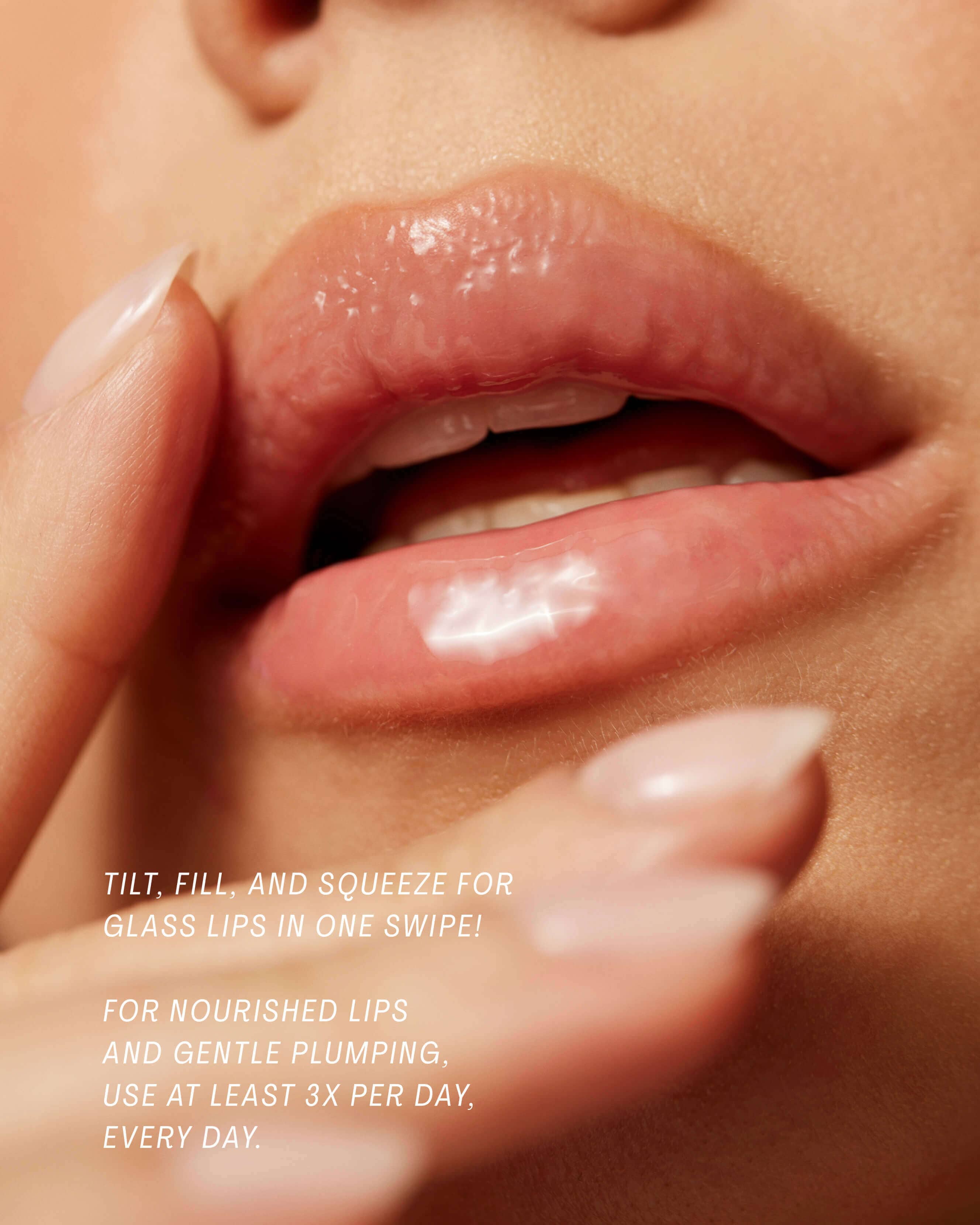 Lip Oasis™️ Glossy Treatment - Hydrating Lip Gloss with Vitamin E & Shea Butter | Perfect for Dry Lips, Makeup Looks & Everyday Moisture