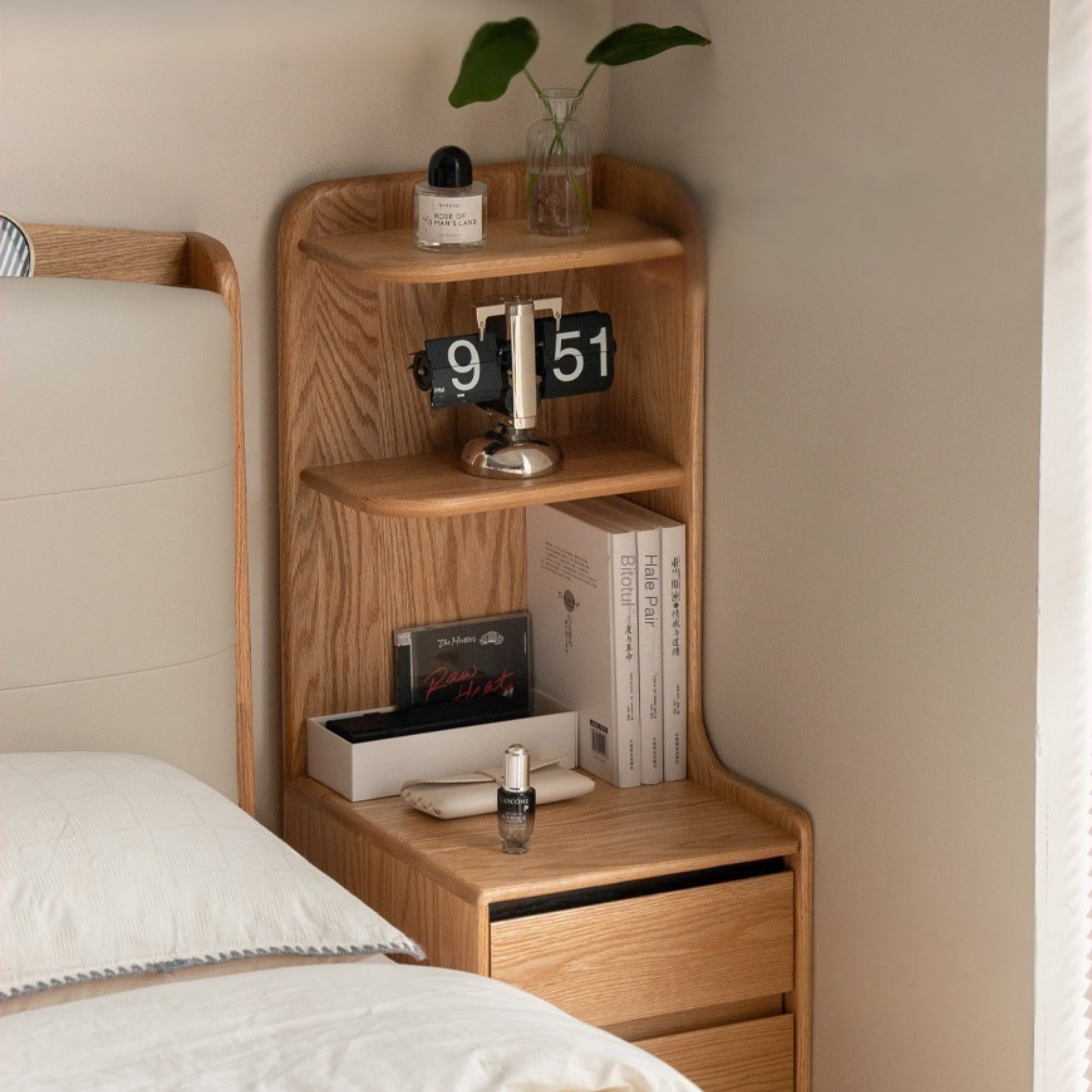 Modern Oak Solid Wood Nightstand - Bedside Table with Drawer for Bedroom Furniture - Perfect for Home Decor, Storage & Organization