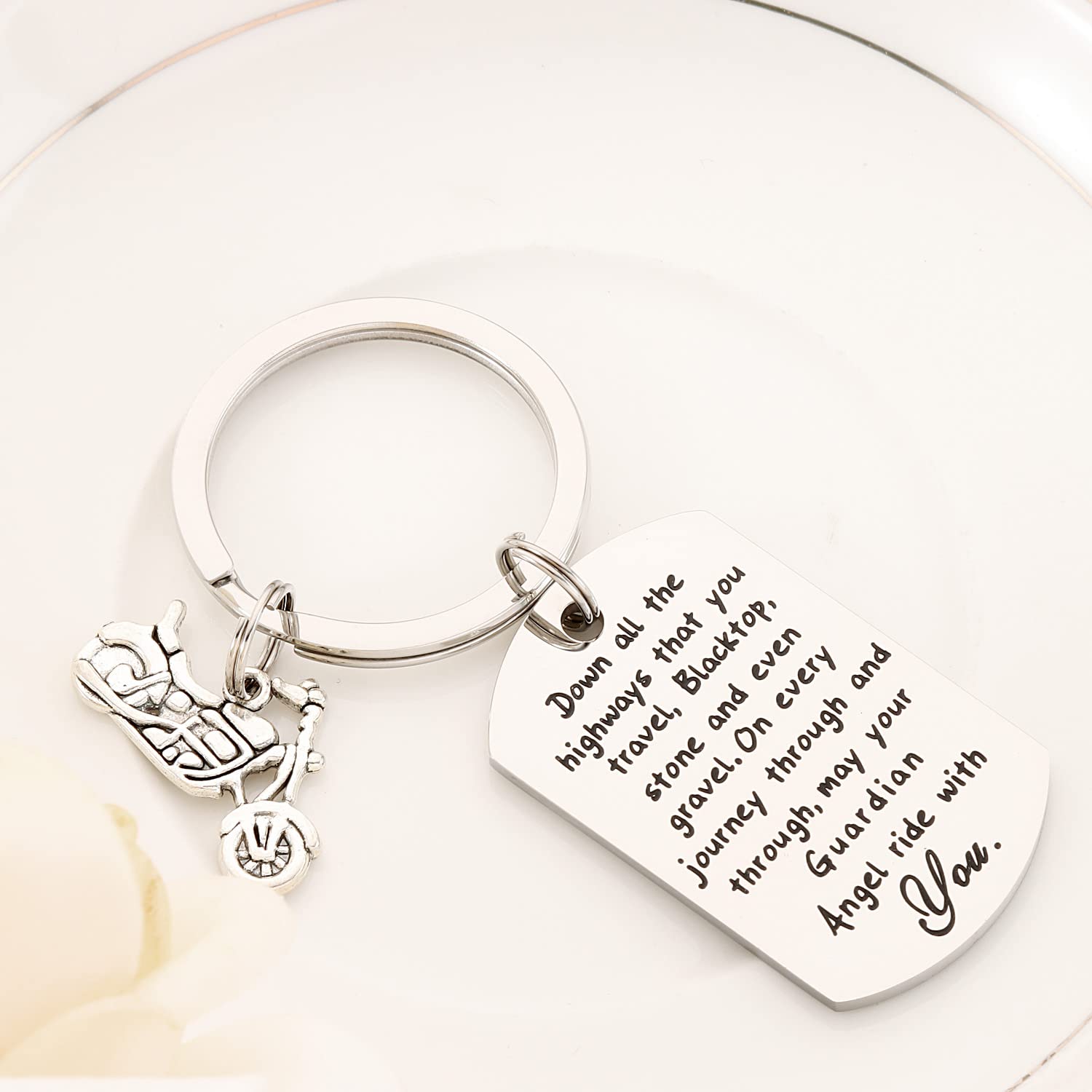 Motorcycle Keychain for Men - Durable Biker Key Ring with Safety Hook, Ideal Gift for Riders - Perfect for Motorcycle Keys, Keyrings & Everyday Carry