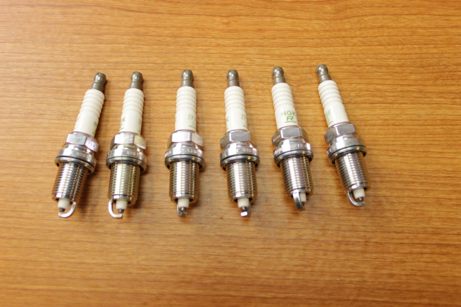 Dodge Dakota & Jeep Grand Cherokee 3.7L V6 Engine OEM Spark Plugs - Set of 6 | High Performance Ignition for Off-Roading & Daily Driving