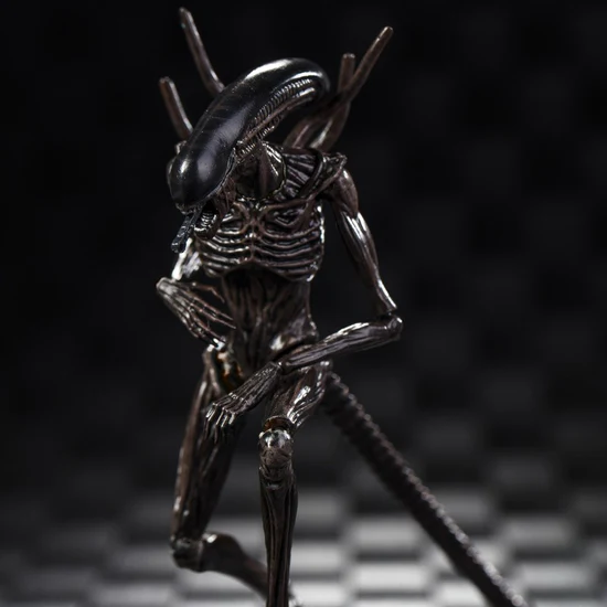 1/18 Scale HIYA 5-Inch Alien Xenomorph Action Figure - Exquisite Mini Collectible Series for Display & Sci-Fi Diorama Scenes
