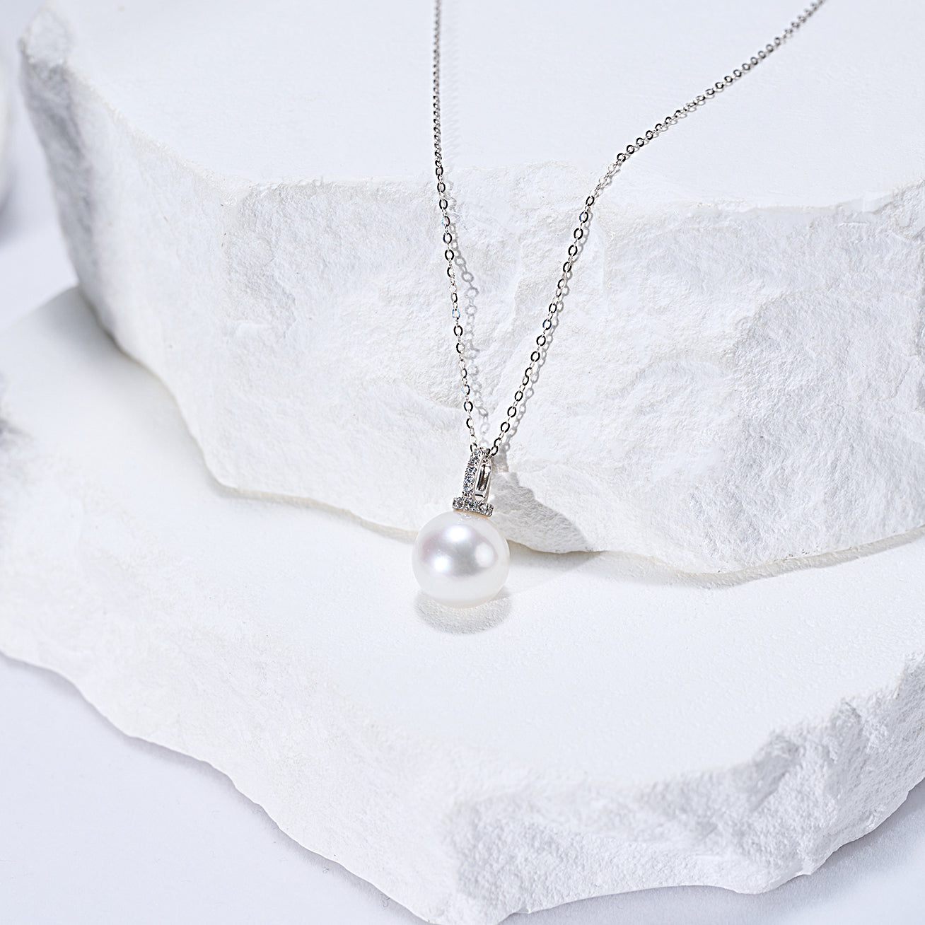 18K Solid Gold Australian White South Sea Pearl Necklace - Elegant Women's Jewelry Gift for Wedding, Anniversary & Special Occasions