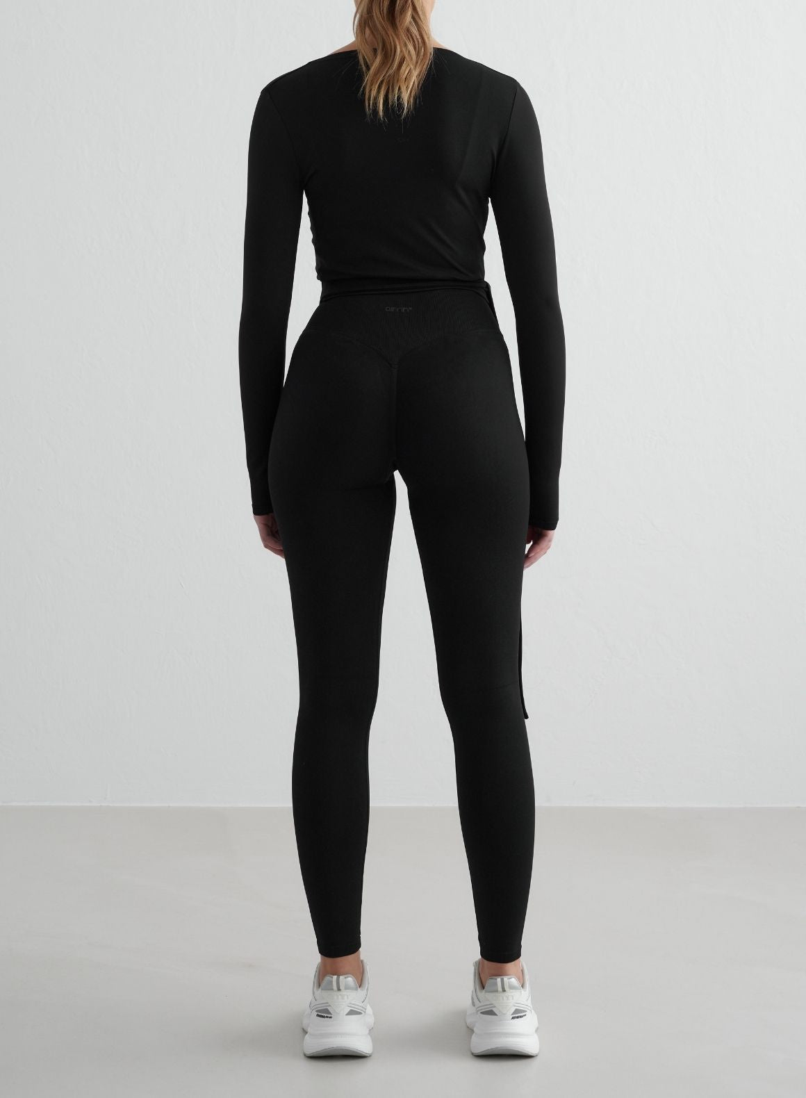 Black Seamless Wrap Long Sleeve Top for Women - Slim Fit Stretchy Comfortable Workout Shirt for Yoga, Gym & Everyday Wear