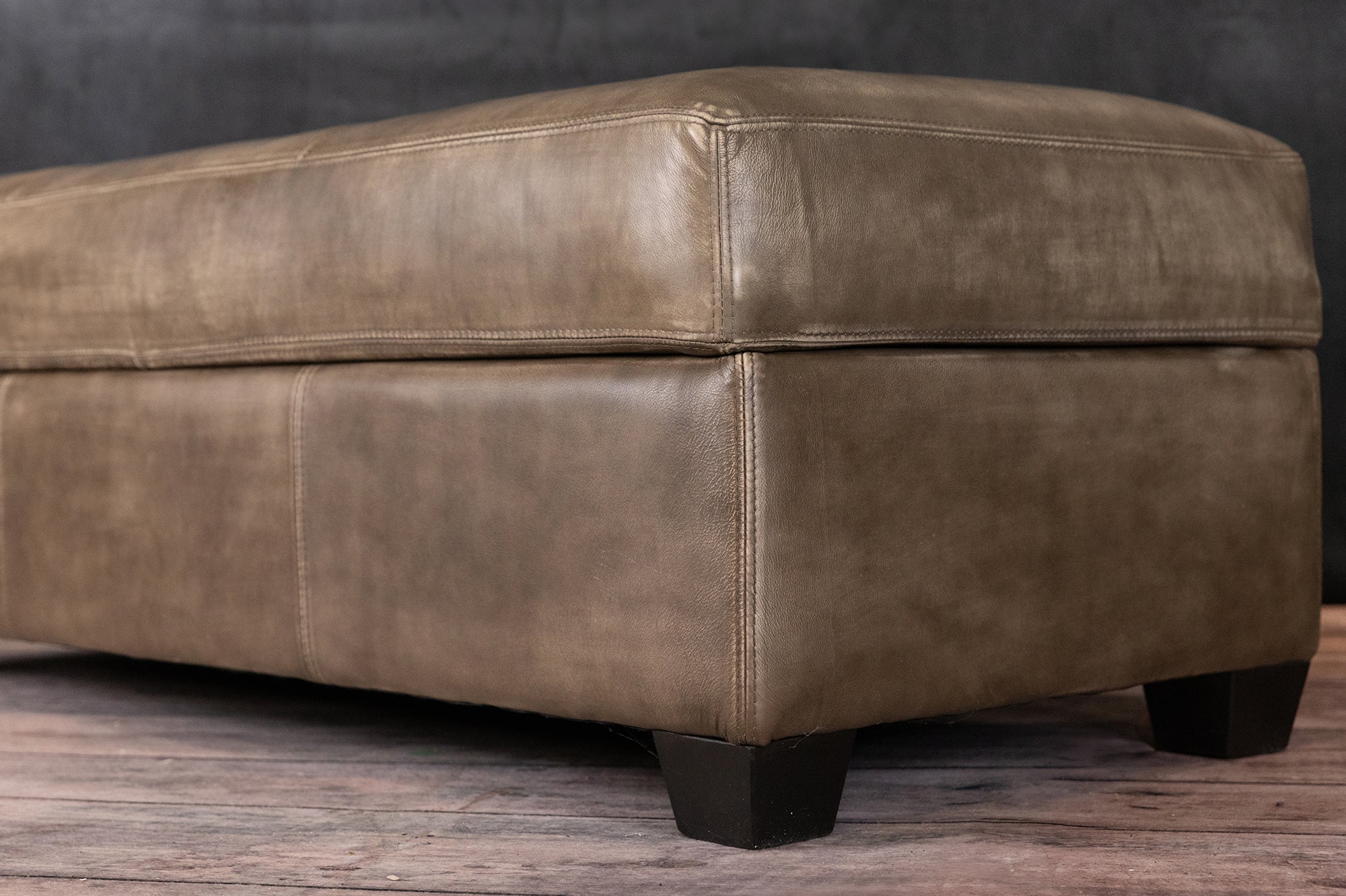Multifunctional Storage Ottoman Bench with Lift Top - Extra Seating & Hidden Storage for Living Room, Bedroom, Entryway - Perfect for Home Organization & Small Space Saving