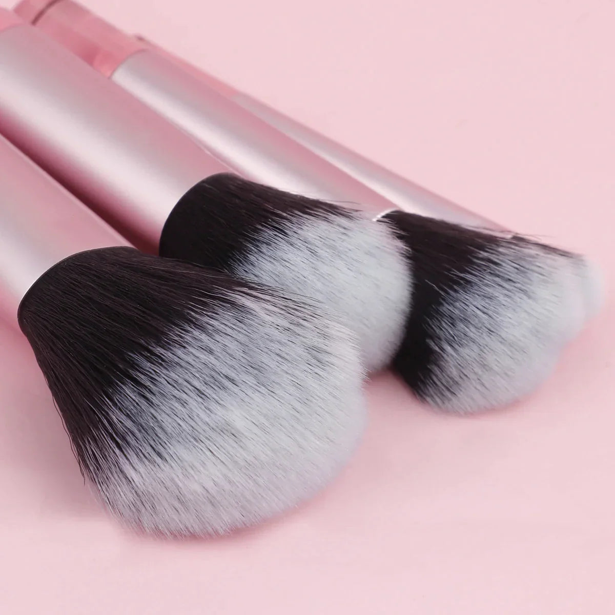 10-Piece Professional Makeup Brush Set - Soft Bristles for Foundation, Blending & Contouring - Perfect for Daily Makeup & Travel (Rose Gold)