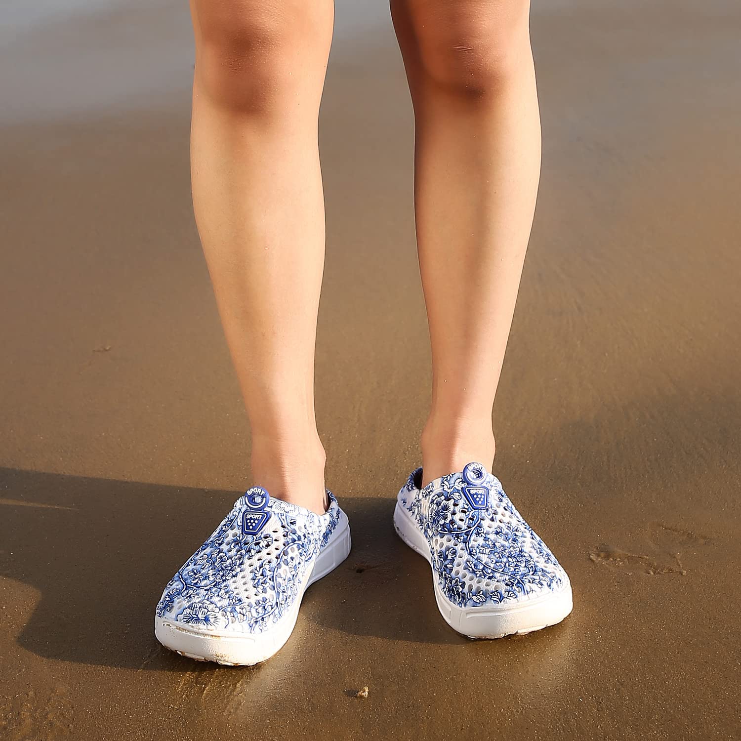 **MDPCX Women's Garden Clogs - Breathable Water Shoes for Beach, Pool, Bathing & Travel - Non-Slip Comfortable Slippers for Walking, Home & Outdoor Use**