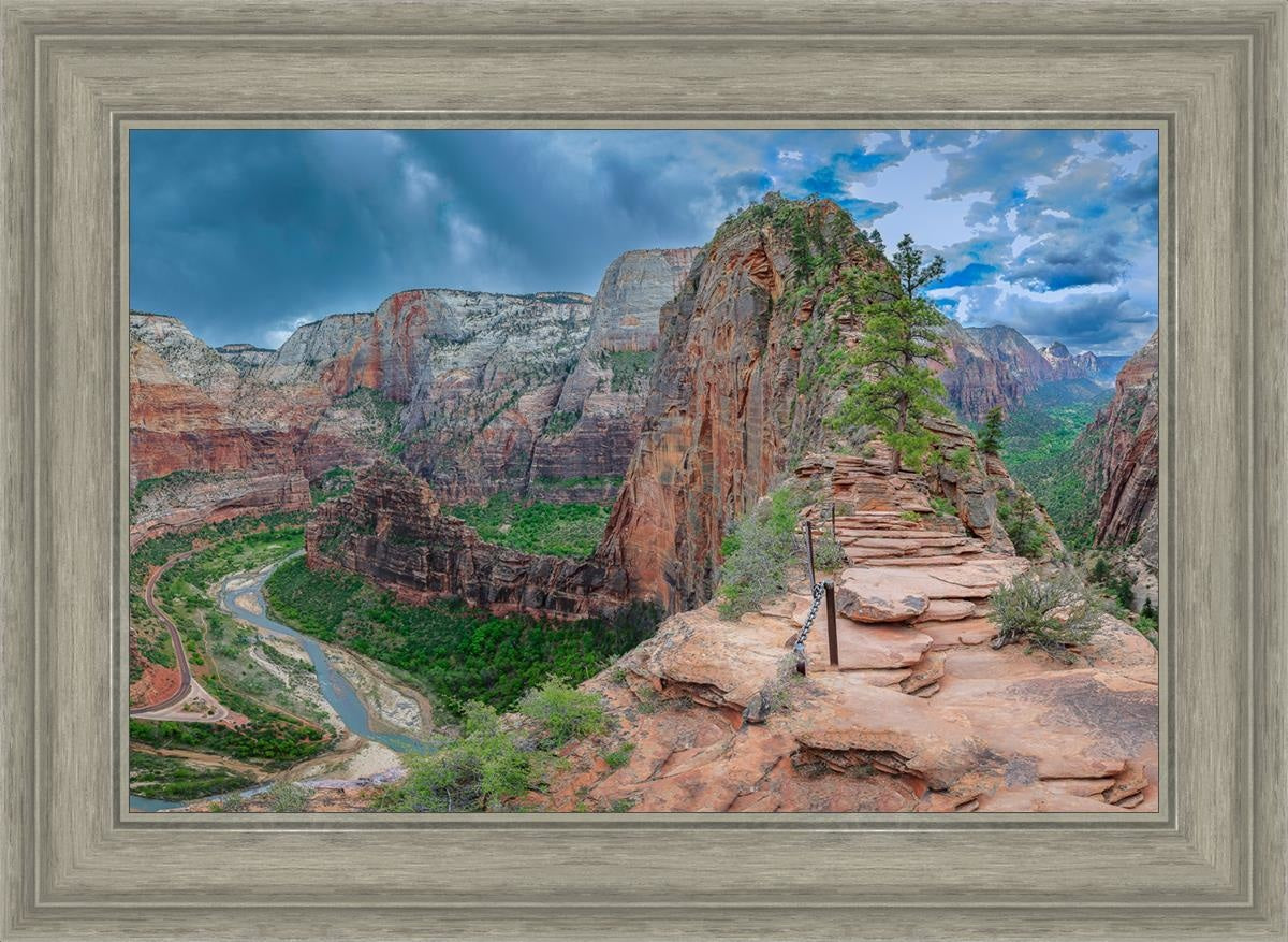 Angel's Landing Panoramic View Hiking Backpack - Lightweight & Durable for Outdoor Adventures, Camping, and Travel