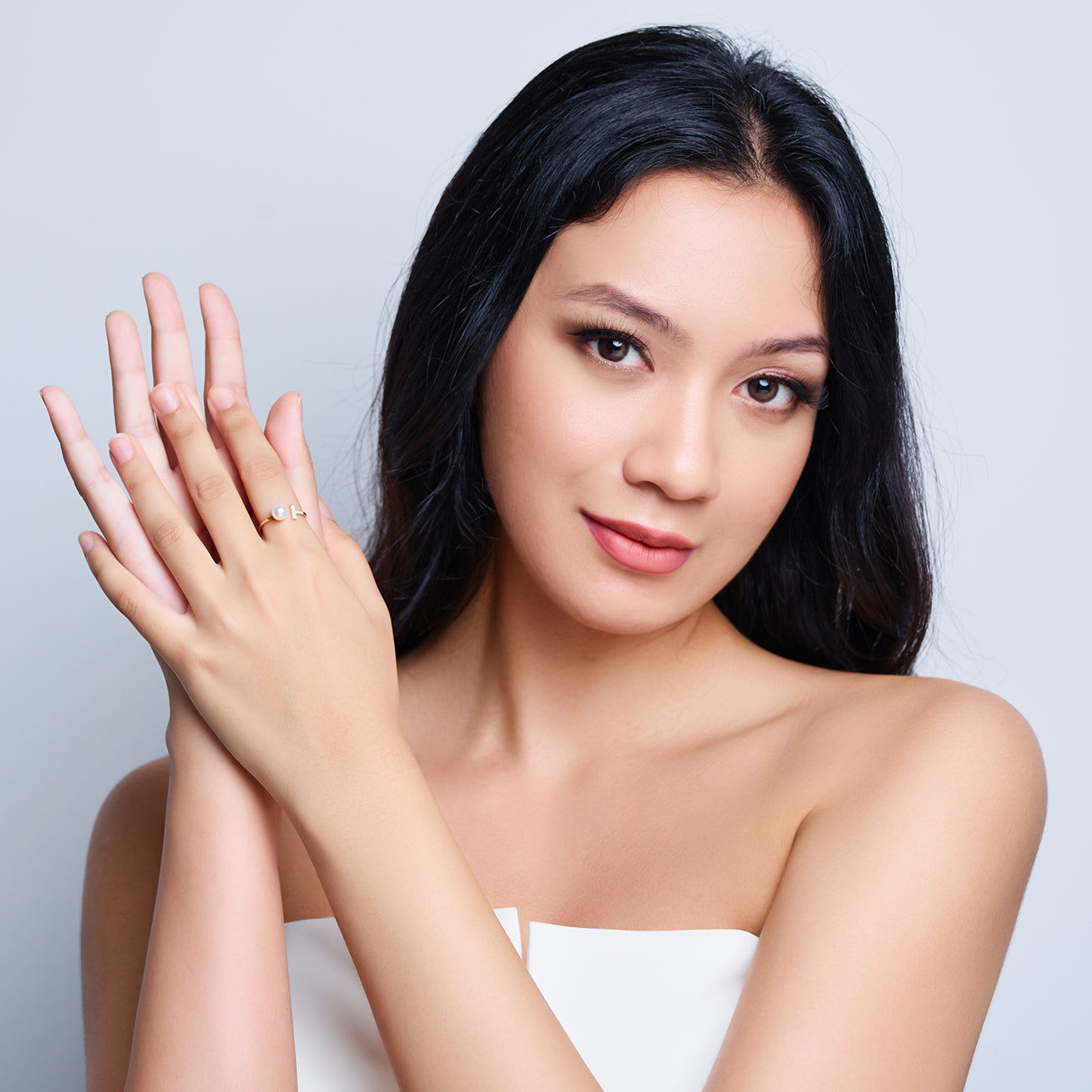18K Solid Gold Akoya Pearl Ring for Women - Elegant Pearl Jewelry Gift for Anniversary, Birthday & Special Occasions | KR00032