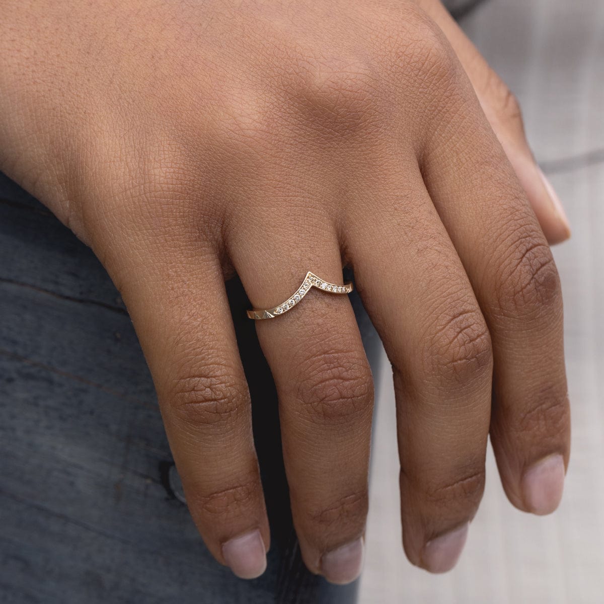 Peak Aurelia 14K Gold Champagne Diamond Wedding Band Ring for Women - Elegant Stackable Bridal Ring for Engagement, Anniversary & Special Occasions