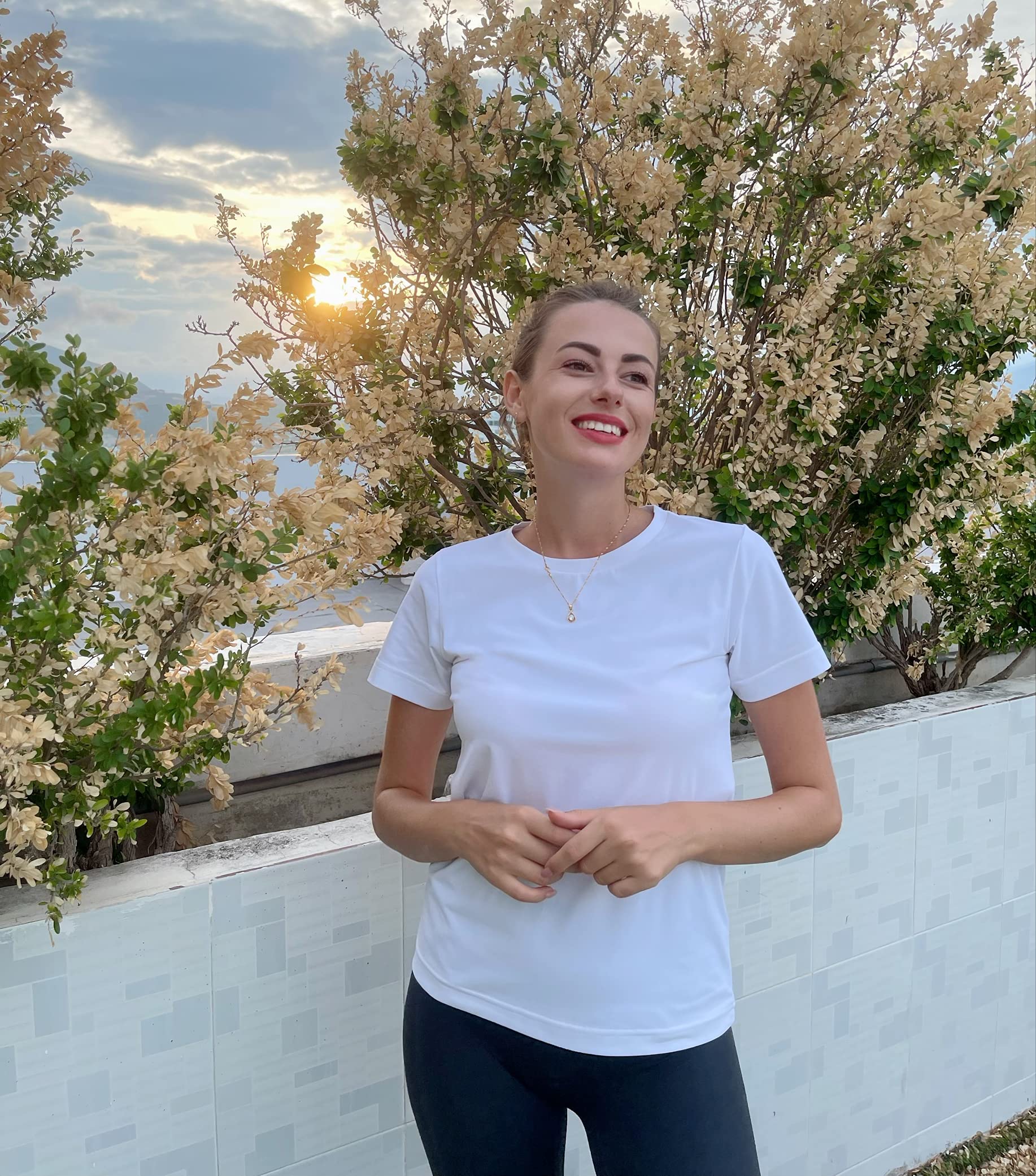 Women's Basic Crew Neck Short Sleeve T-Shirts - Soft, Breathable & Quick-Dry Cotton Tees for Everyday Wear | Perfect for Workouts, Casual Outfits & Summer Activities