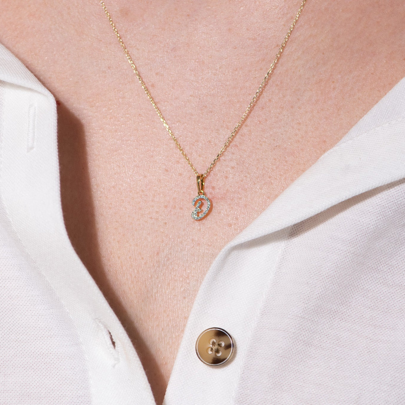 14K White Gold Cursive Diamond Initial Necklace - Personalized Monogram Pendant for Women, Elegant Gift for Mom, Wife, Anniversary, Birthday | Perfect for Everyday Wear, Date Nights & Special Occasions