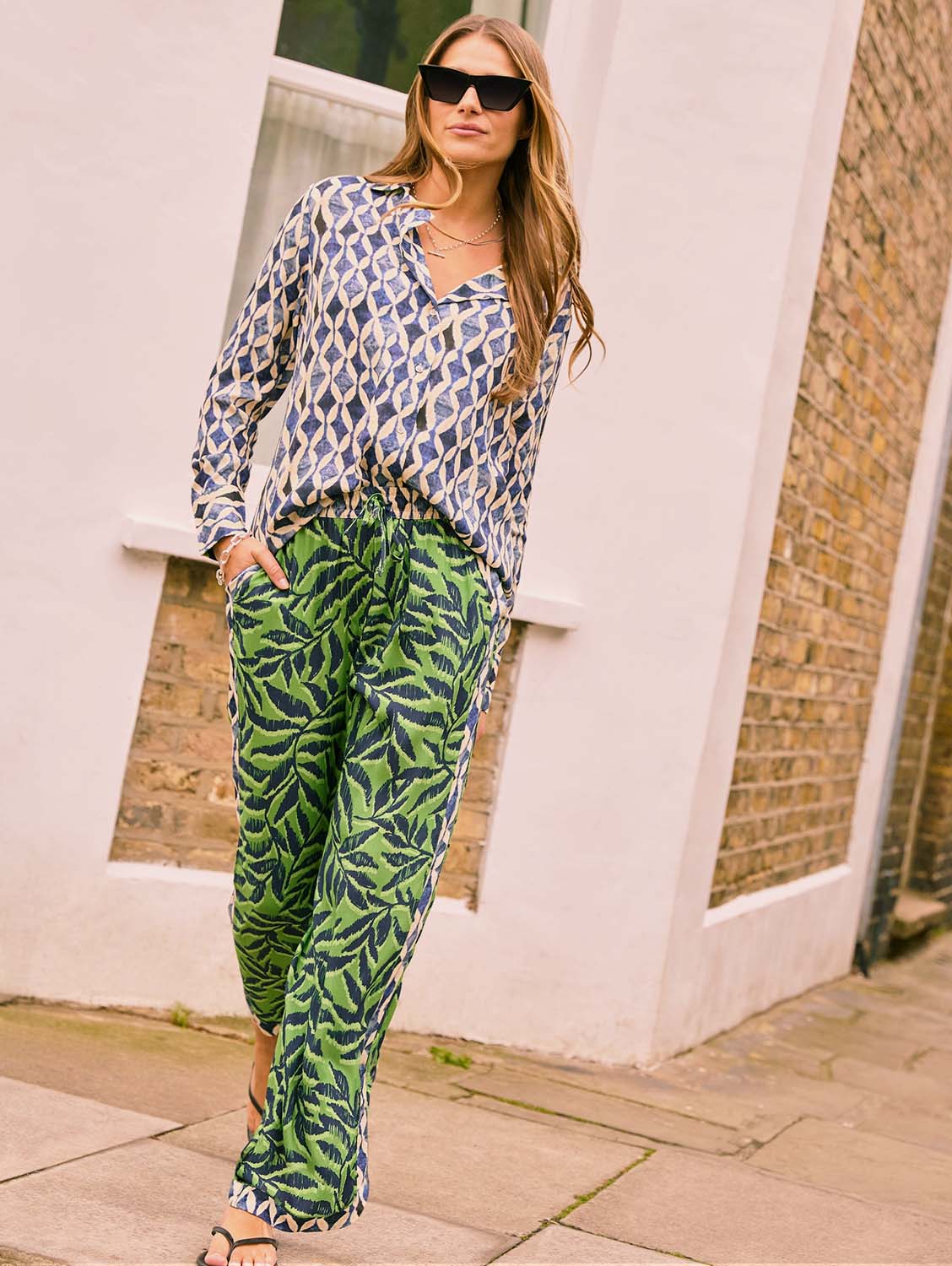 Elin LENZING™ ECOVERO™ Sustainable Women's Trousers | Green Foliage Print | Eco-Friendly Stretch Pants for Work, Travel & Casual Wear