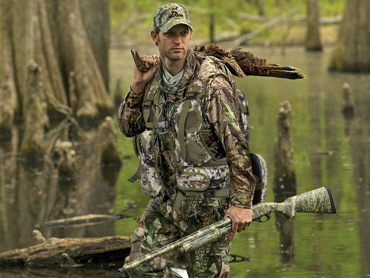 LUCKY CLOVER Turkey Hunting Vest with Seat Cushion - Comfortable Camo Vest for Turkey Hunters | Ideal for Field Hunting & Outdoor Adventures