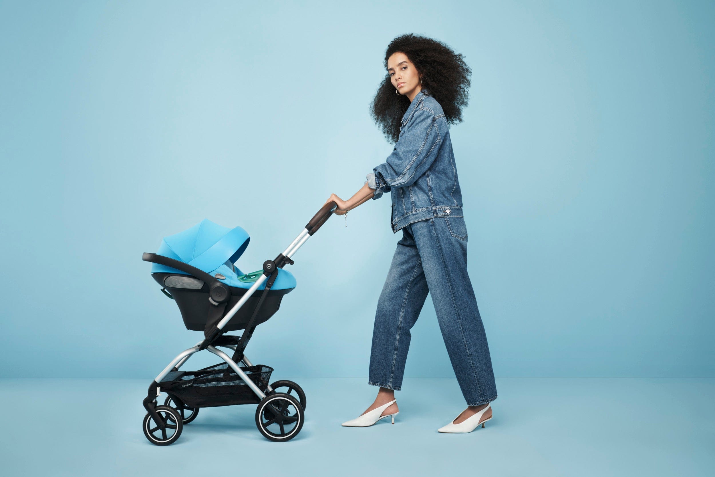 Cybex Eezy S Twist +2 V2 Lightweight Compact Travel Stroller for Toddlers - Perfect for Air Travel, City Walks & Shopping Trips