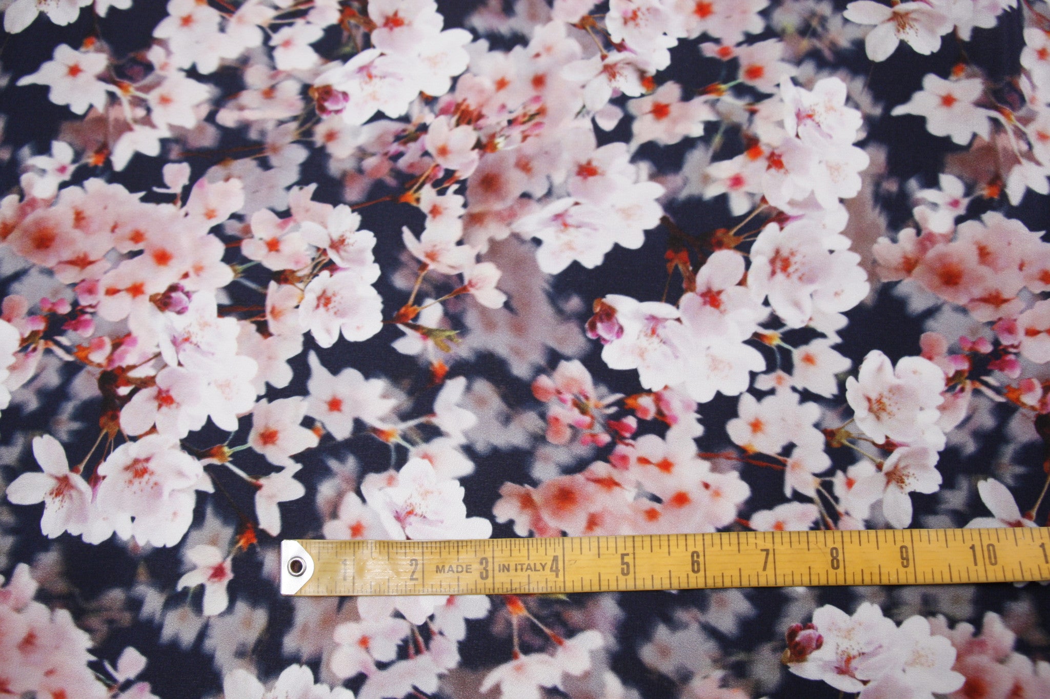 Cherry Blossom C.D.C - Premium Japanese Cherry Blossom Scented Candle for Home, Spa & Relaxation - Perfect for Aromatherapy, Meditation & Romantic Ambiance