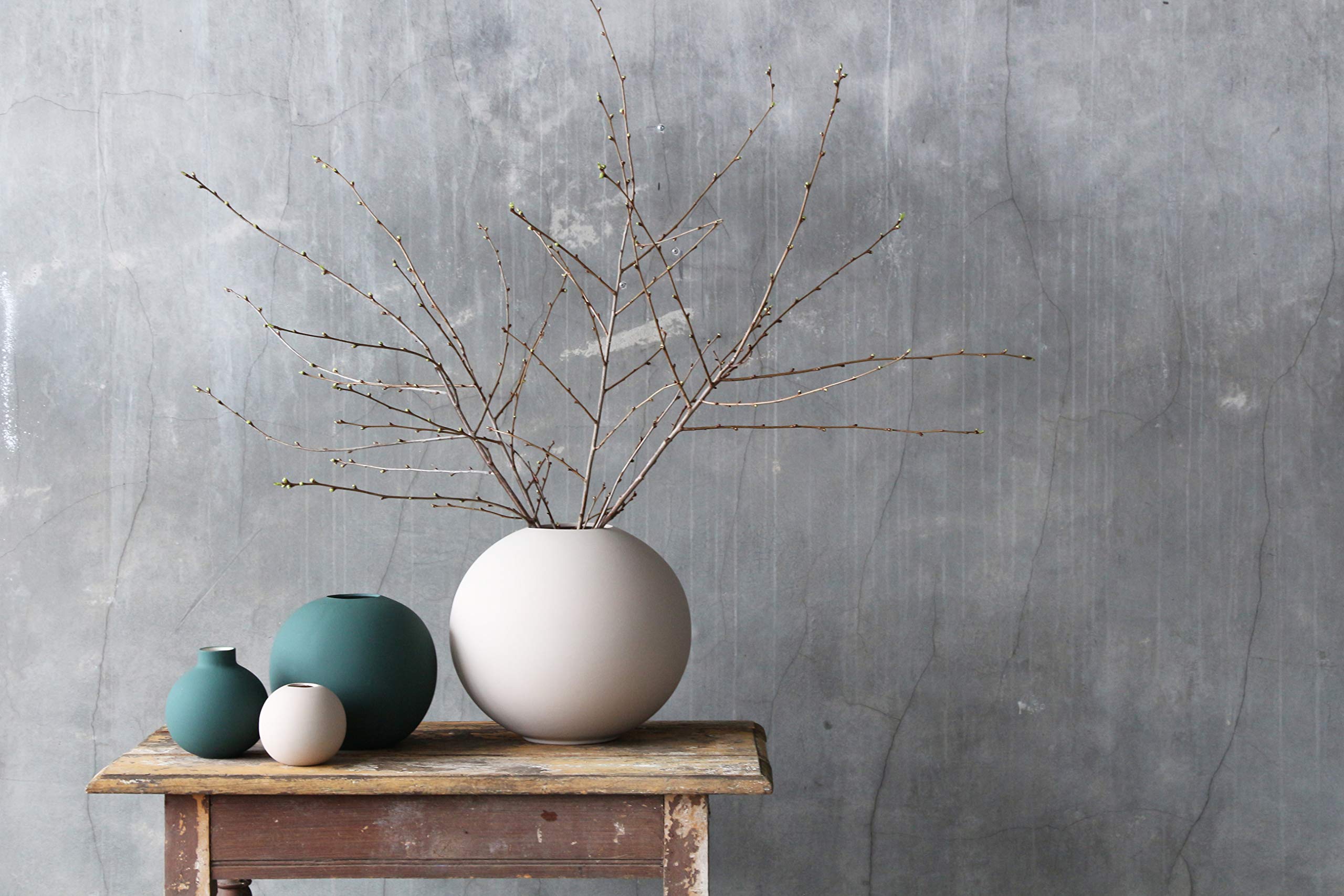 30 cm Ceramic Ball Vase Sand - Elegant Decorative Vase for Home, Office & Wedding Decor - Perfect for Centerpieces, Floral Arrangements & Gift Giving