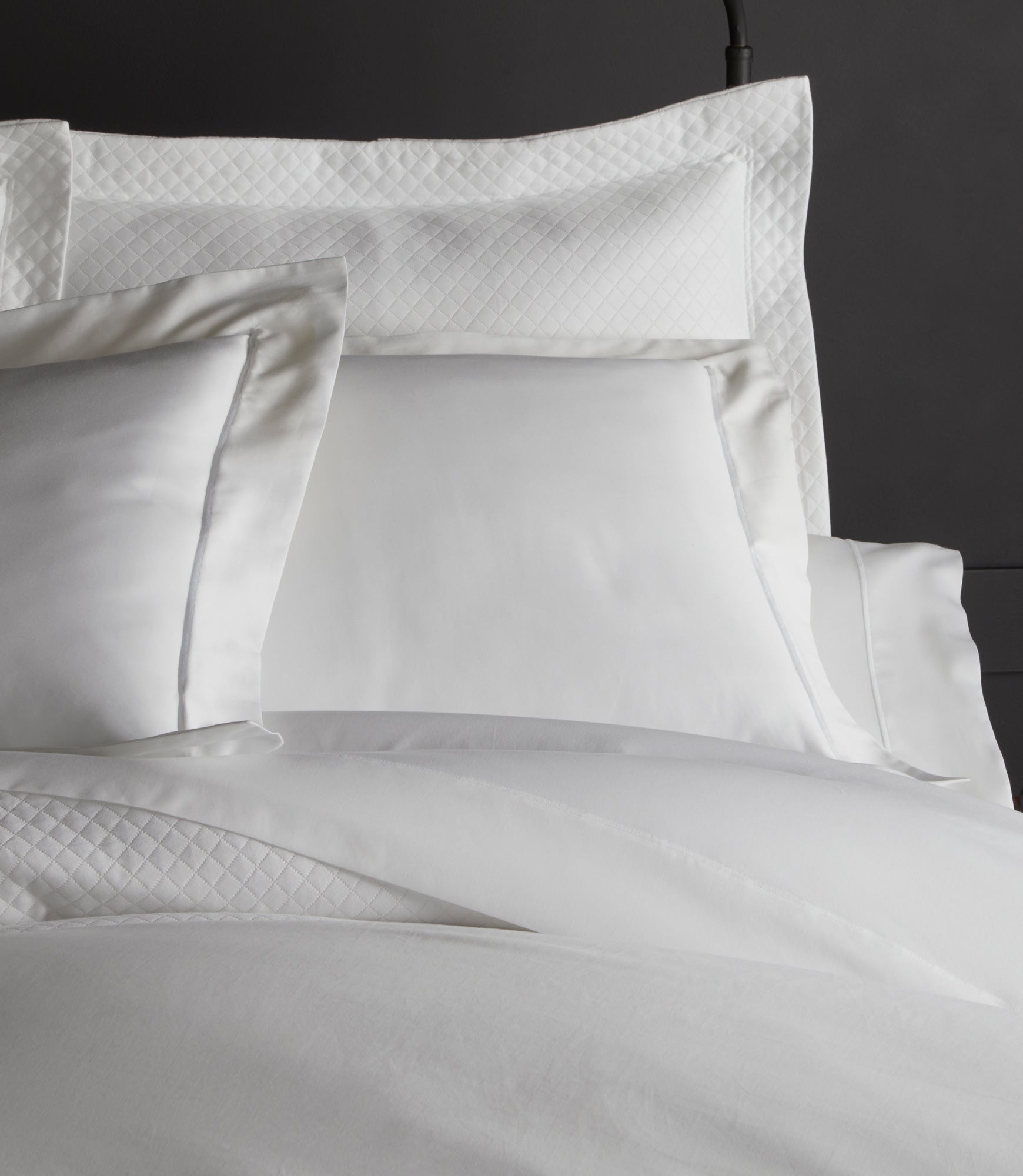 Oxford Matelassé Sham - Luxury Quilted Pillow Cover for Bedroom Decor, Home Textile, and Hotel Use - Elegant & Durable Cotton Fabric for a Cozy and Stylish Bedding Upgrade