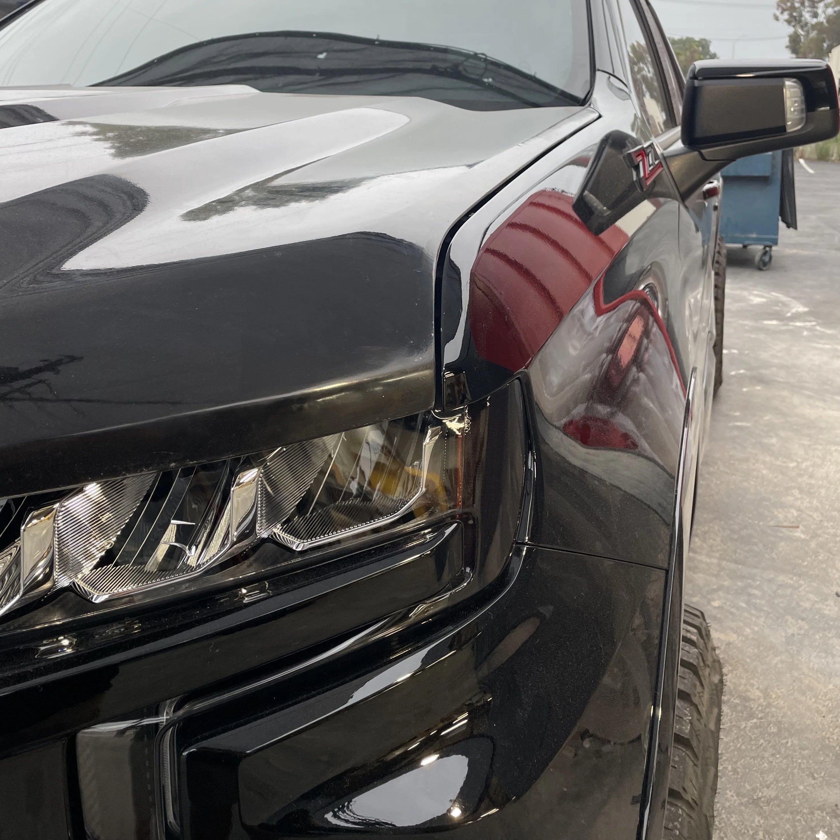 2019-2021 Chevrolet Silverado Replacement Hood - Durable OEM Fit for Chevy Silverado 1500 2500 3500 - Perfect for Off-Roading & Truck Restoration Projects